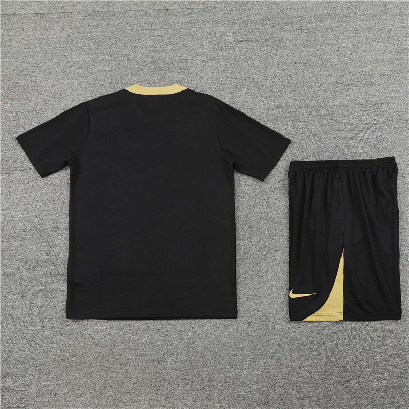 24-25 PSG Black and Gold Short Sleeve Training Suit/ 24-25 PSG 黑金短袖训练服