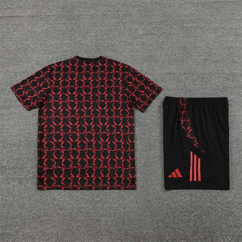 24-25 Manchester United Red Short Sleeve Training Suit/ 24-25 曼联红色短袖训练服