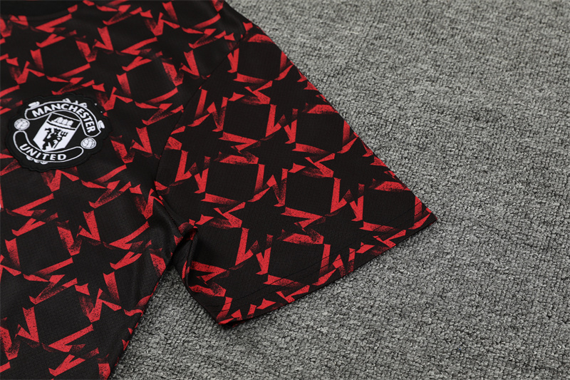24-25 Manchester United Red Short Sleeve Training Suit/ 24-25 曼联红色短袖训练服