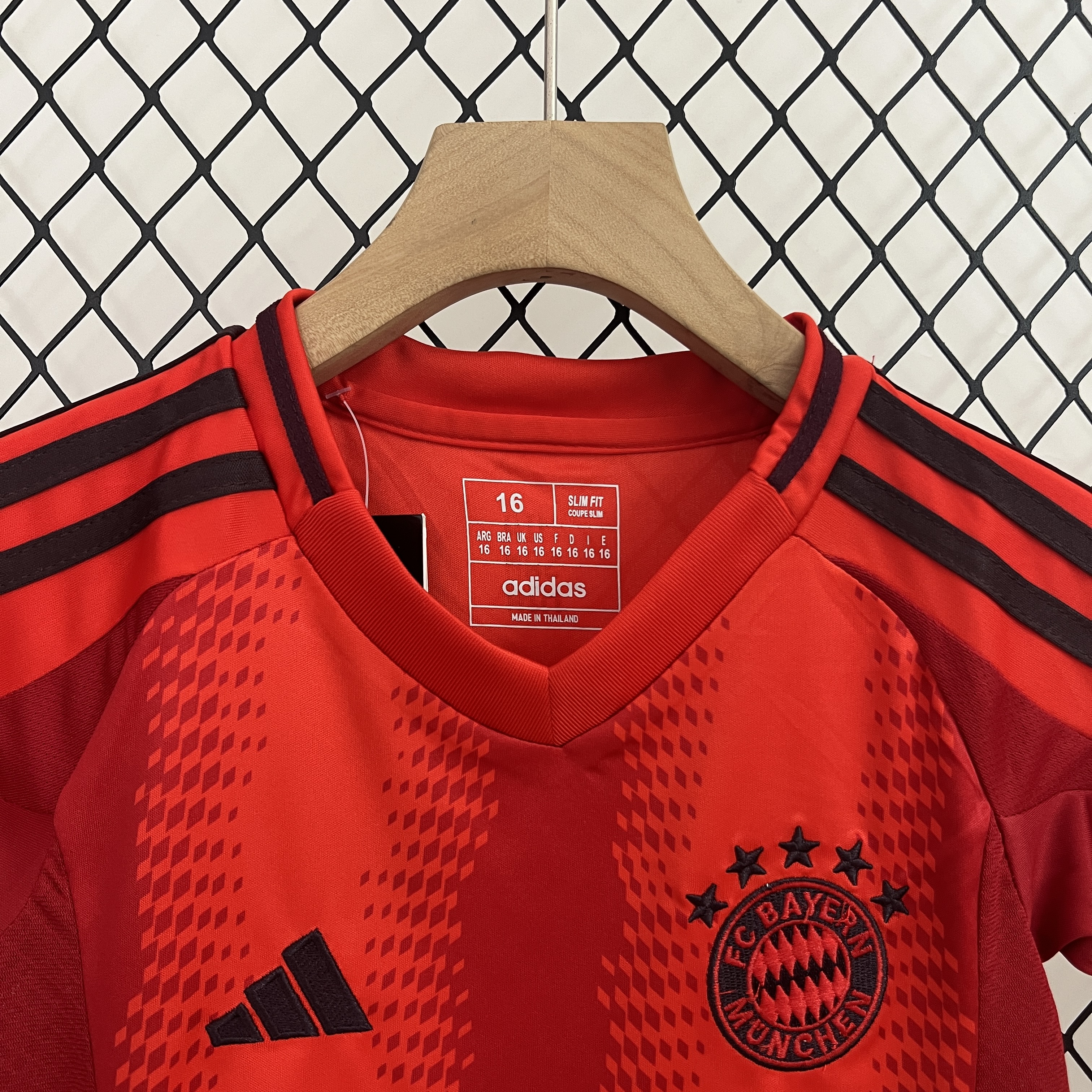 24-25 Bayern Munich Home Kids Kit/ 24-25 拜仁主场童装