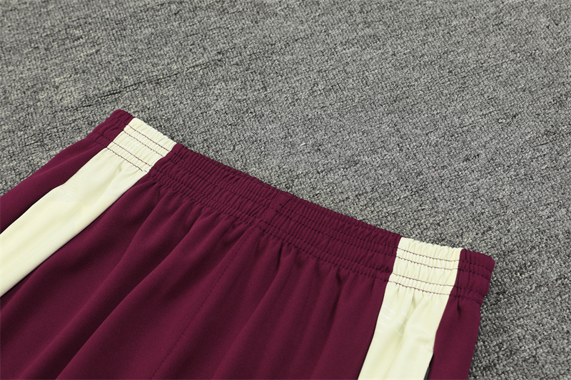 24-25 Bayern Munich Red Training Suit/24-25拜仁半拉训练服