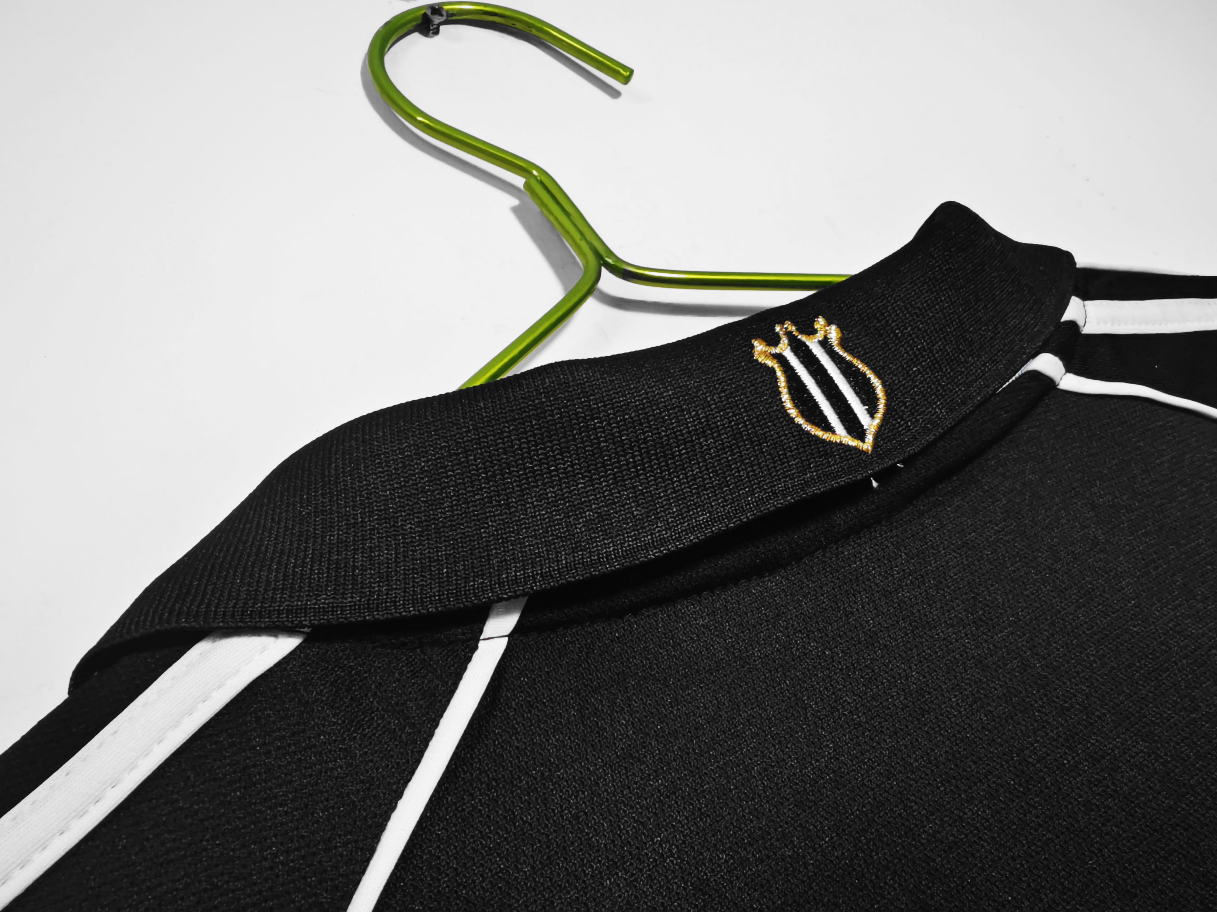 00-01 Newcastle United Away Retro Jersey/ 00-01 纽卡斯尔联客场
