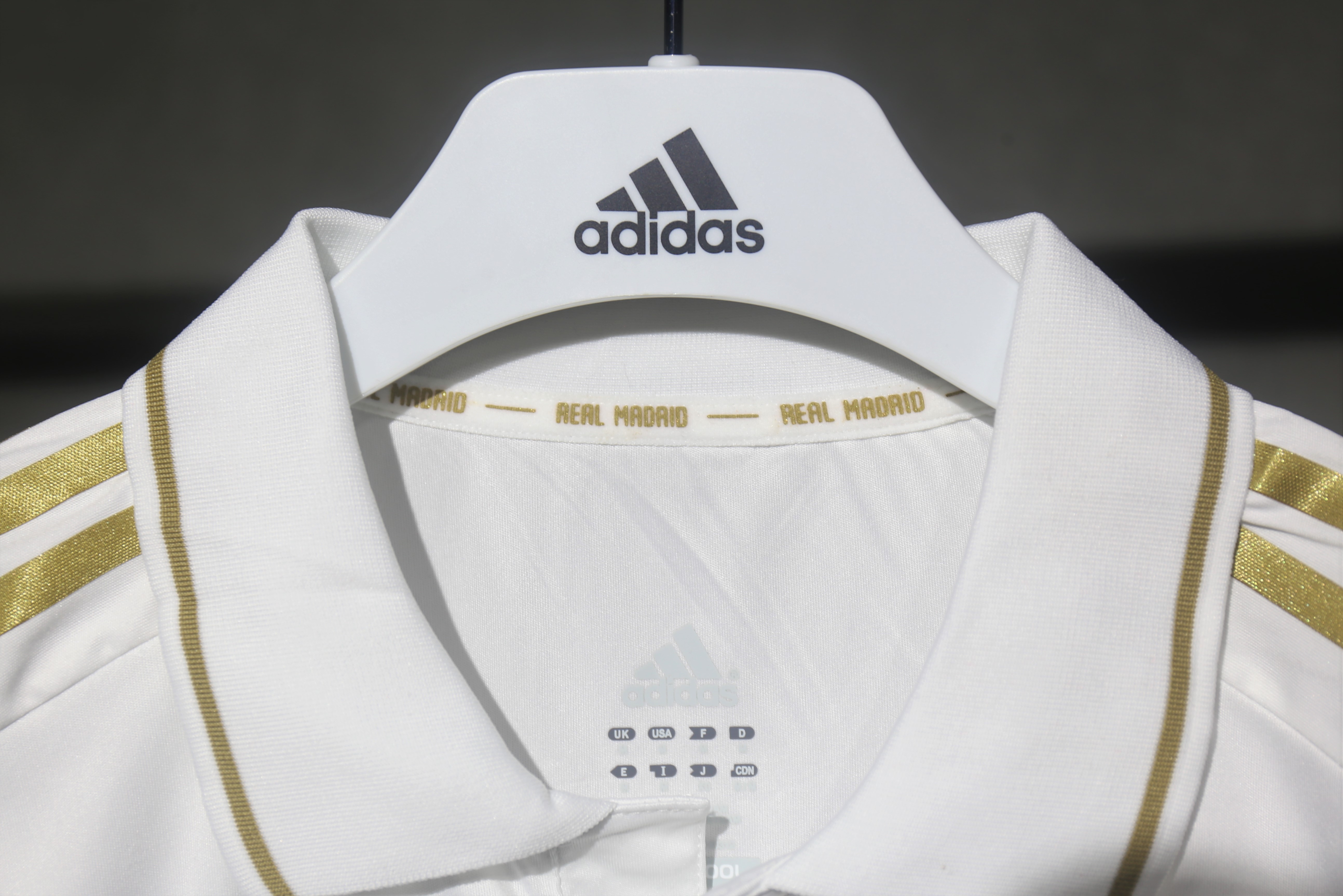11-12 Real Madrid Home Player Retro Jersey/11-12 皇马主场球员