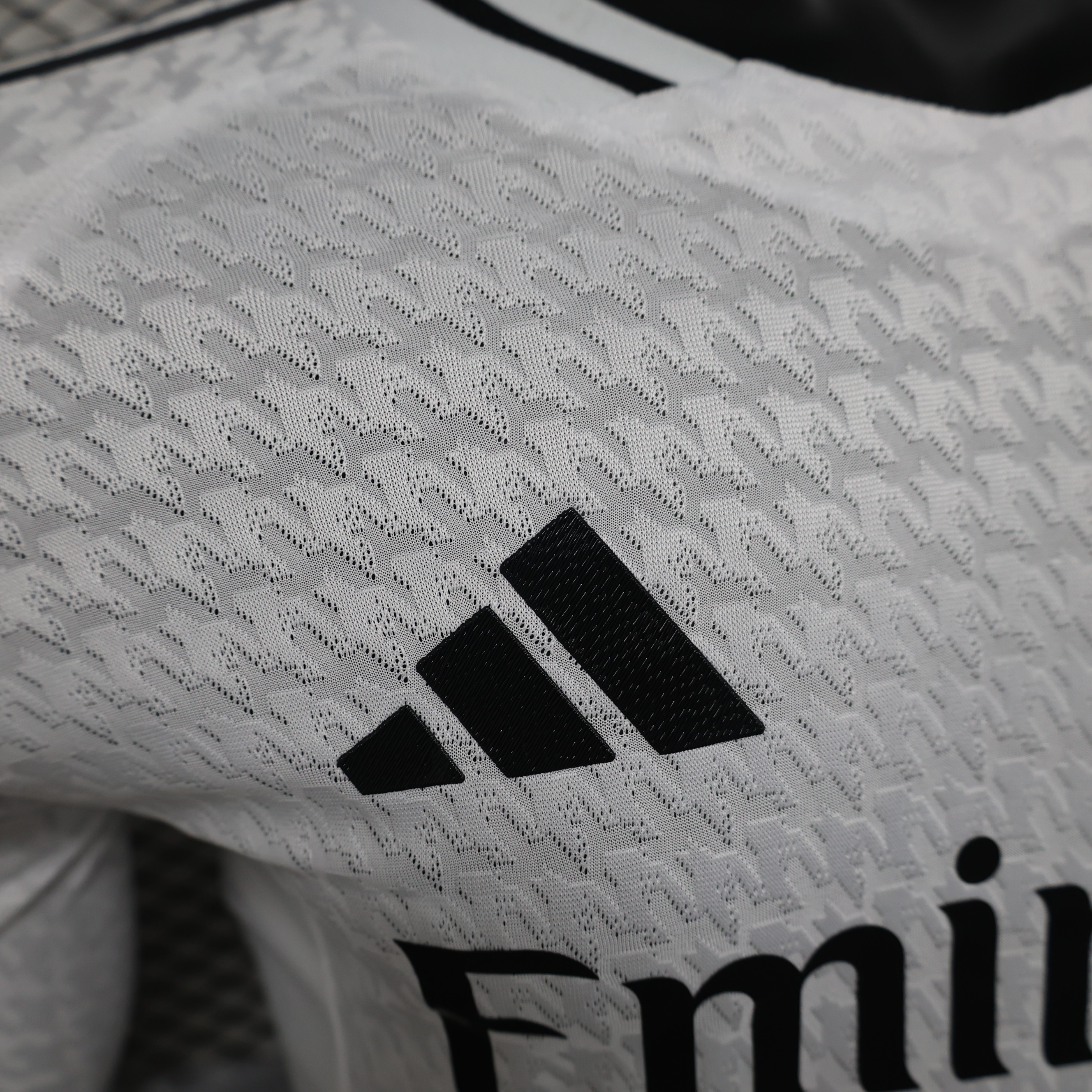 24-25 Real Madrid Home Long Sleeve Player Jersey/24-25皇马主场长袖球员版