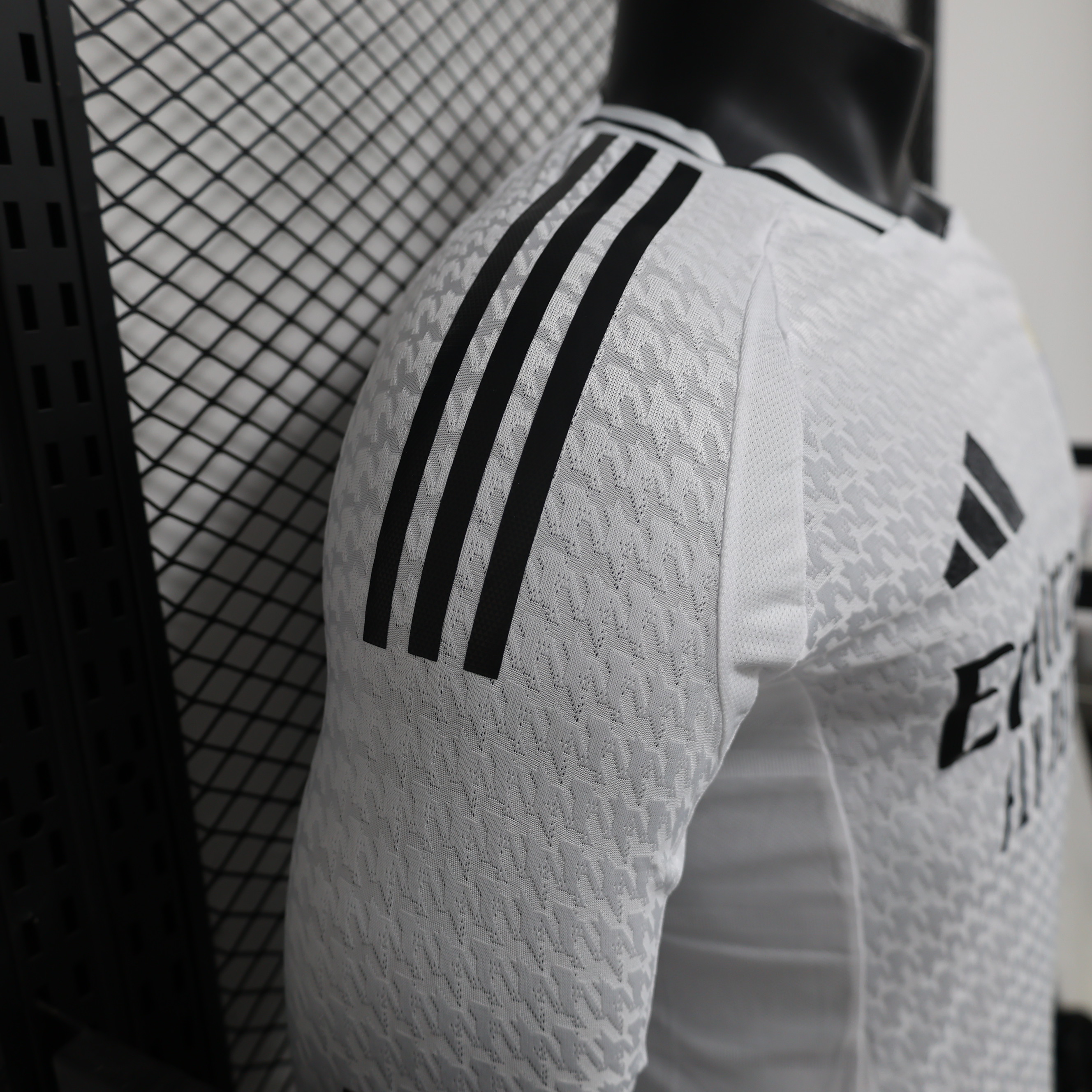 24-25 Real Madrid Home Long Sleeve Player Jersey/24-25皇马主场长袖球员版