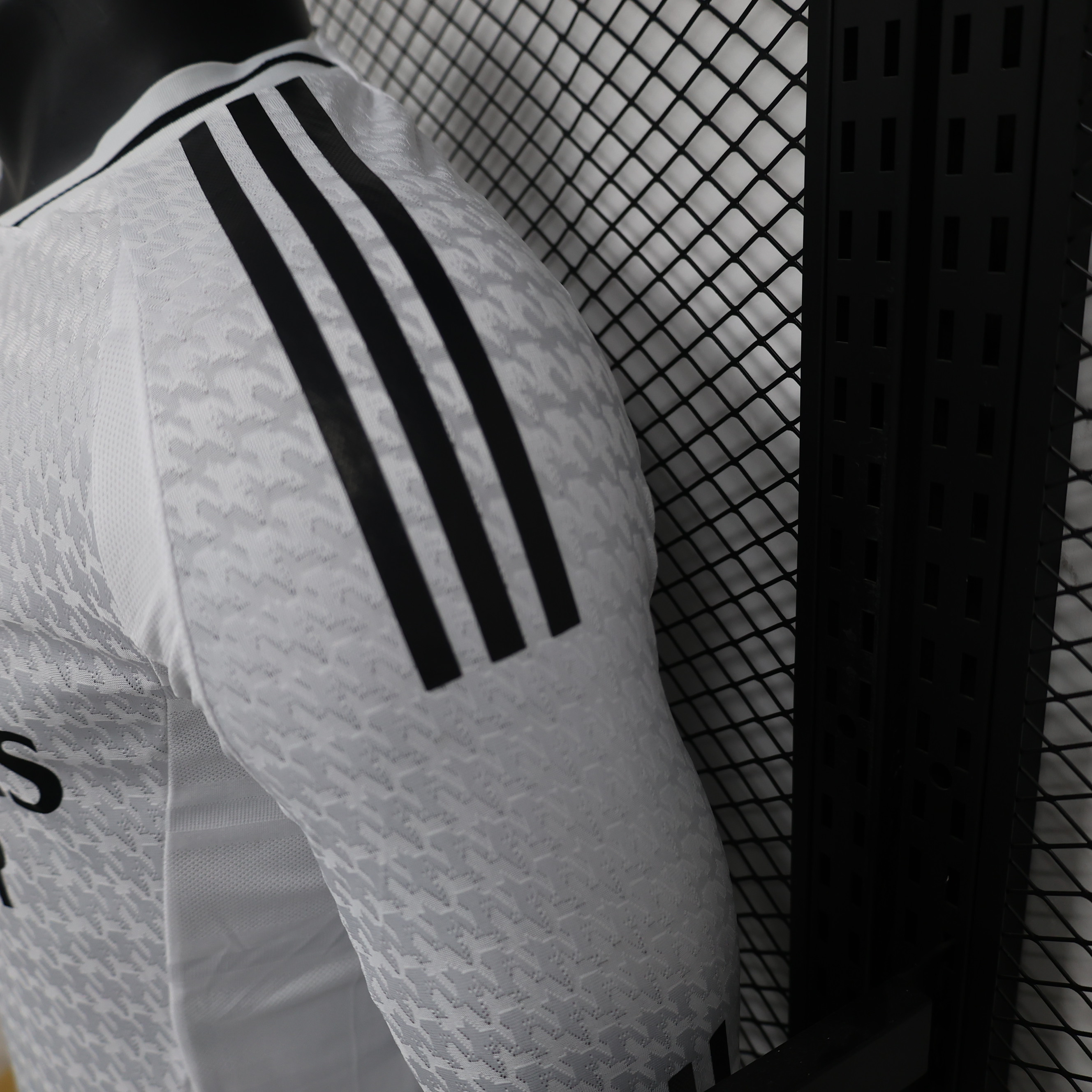 24-25 Real Madrid Home Long Sleeve Player Jersey/24-25皇马主场长袖球员版