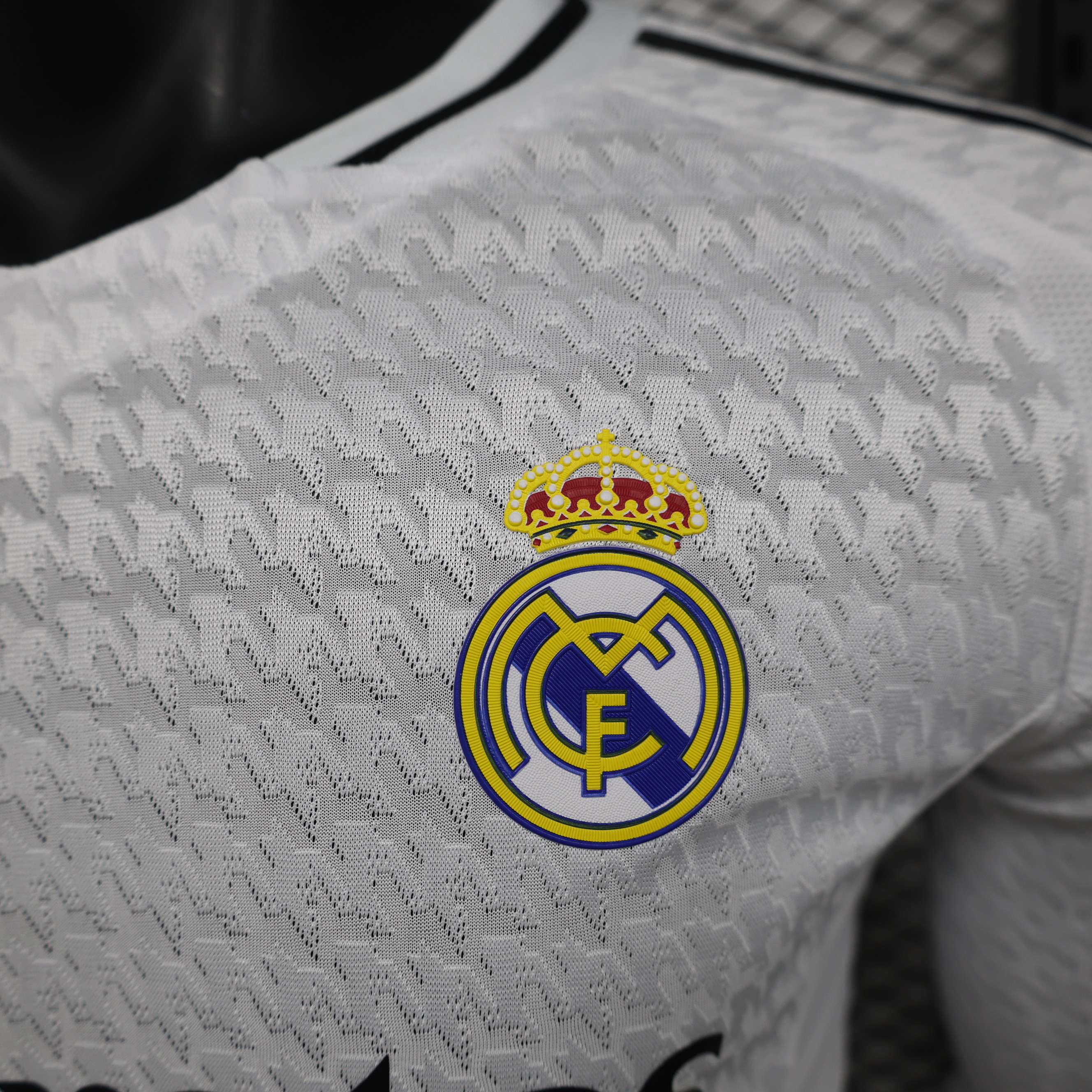 24-25 Real Madrid Home Long Sleeve Player Jersey/24-25皇马主场长袖球员版