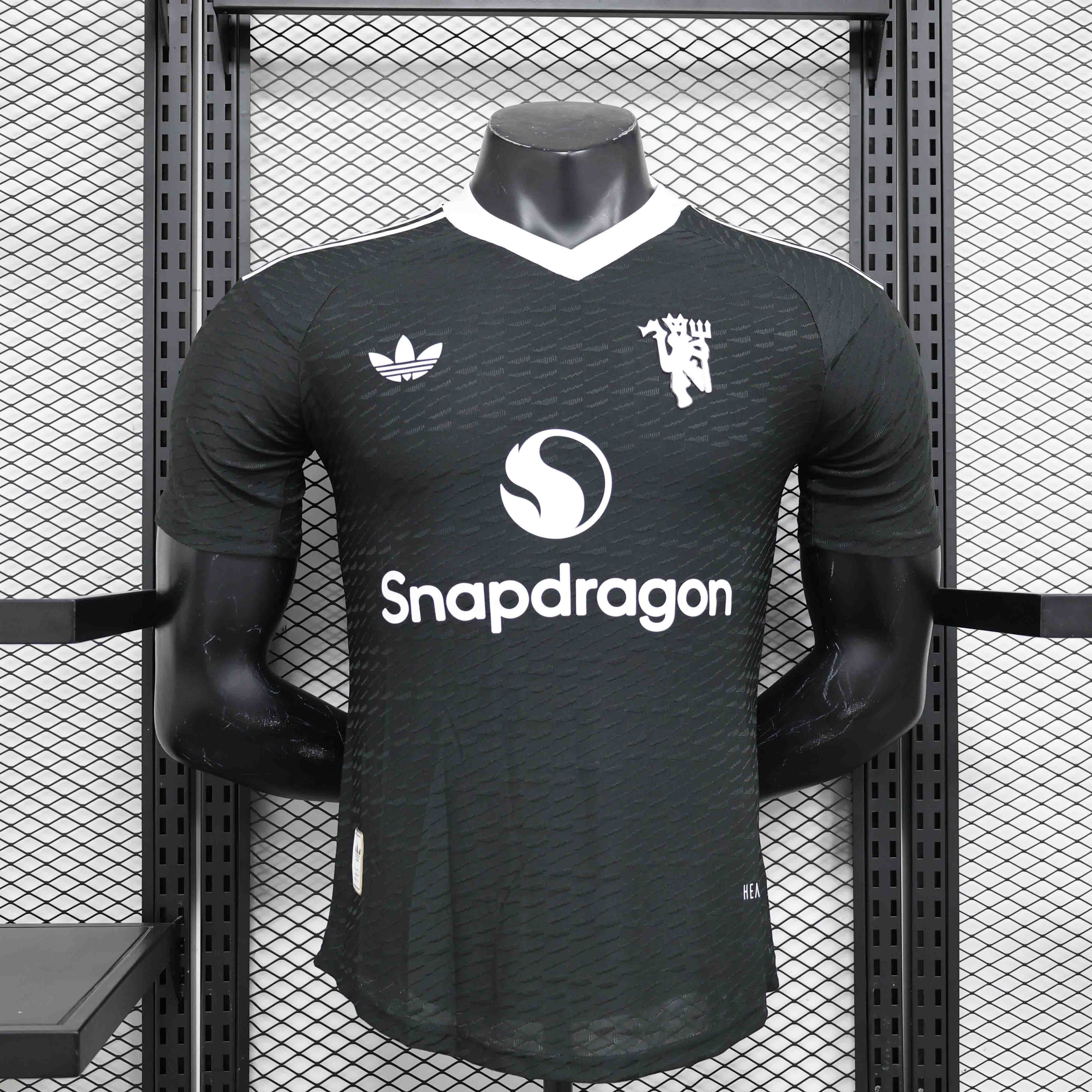 24-25 Manchester United Black GK Player Jersey/24-25 曼联黑色守门员球员