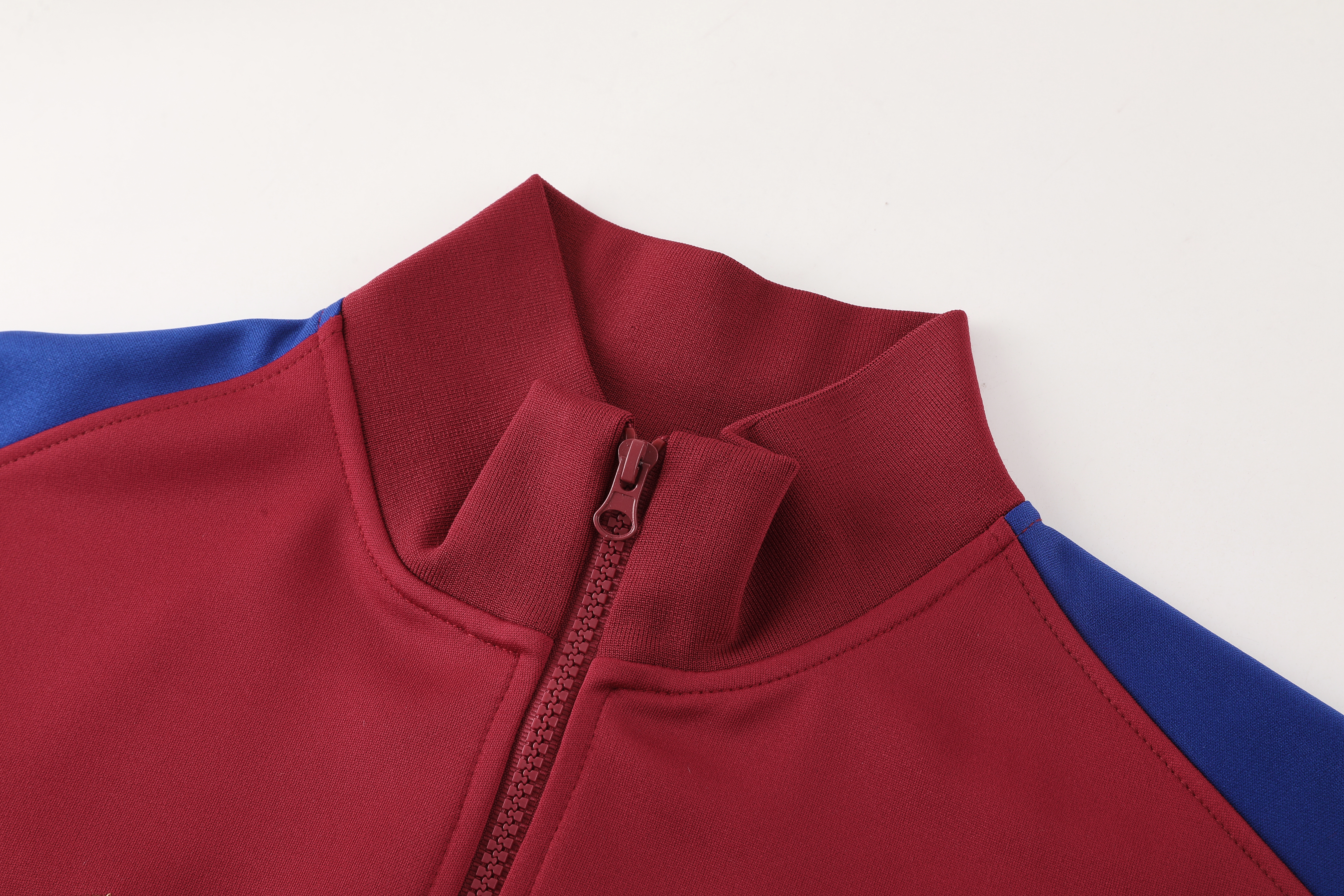 24-25 Barcelona Red and Dark Blue Jacket Tracksuit/ 24-25巴萨红色深蓝袖子夹克训练服
