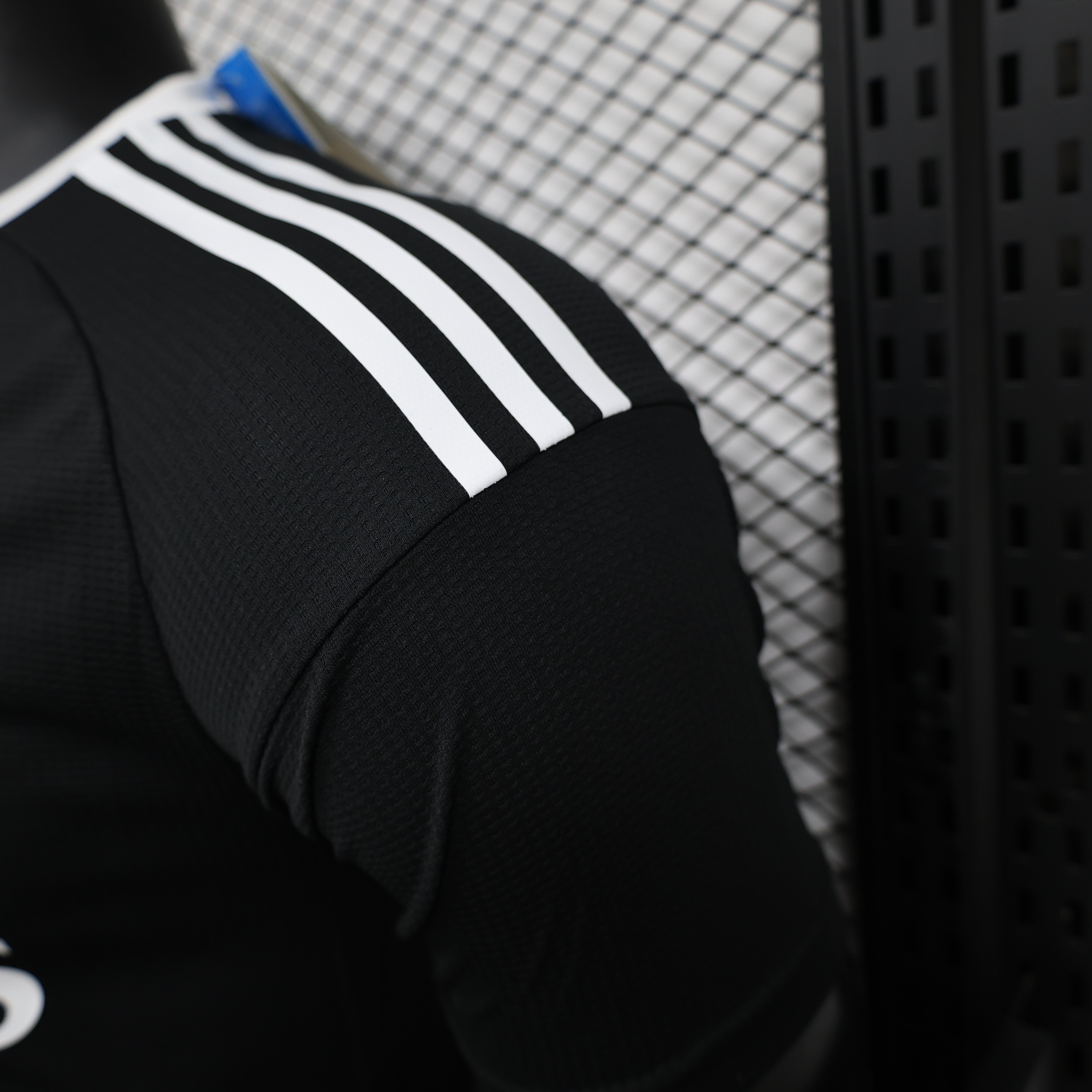 24-25 Real Madrid Black Goal Keeper Player Jersey/24-25皇马黑色守门员球员版