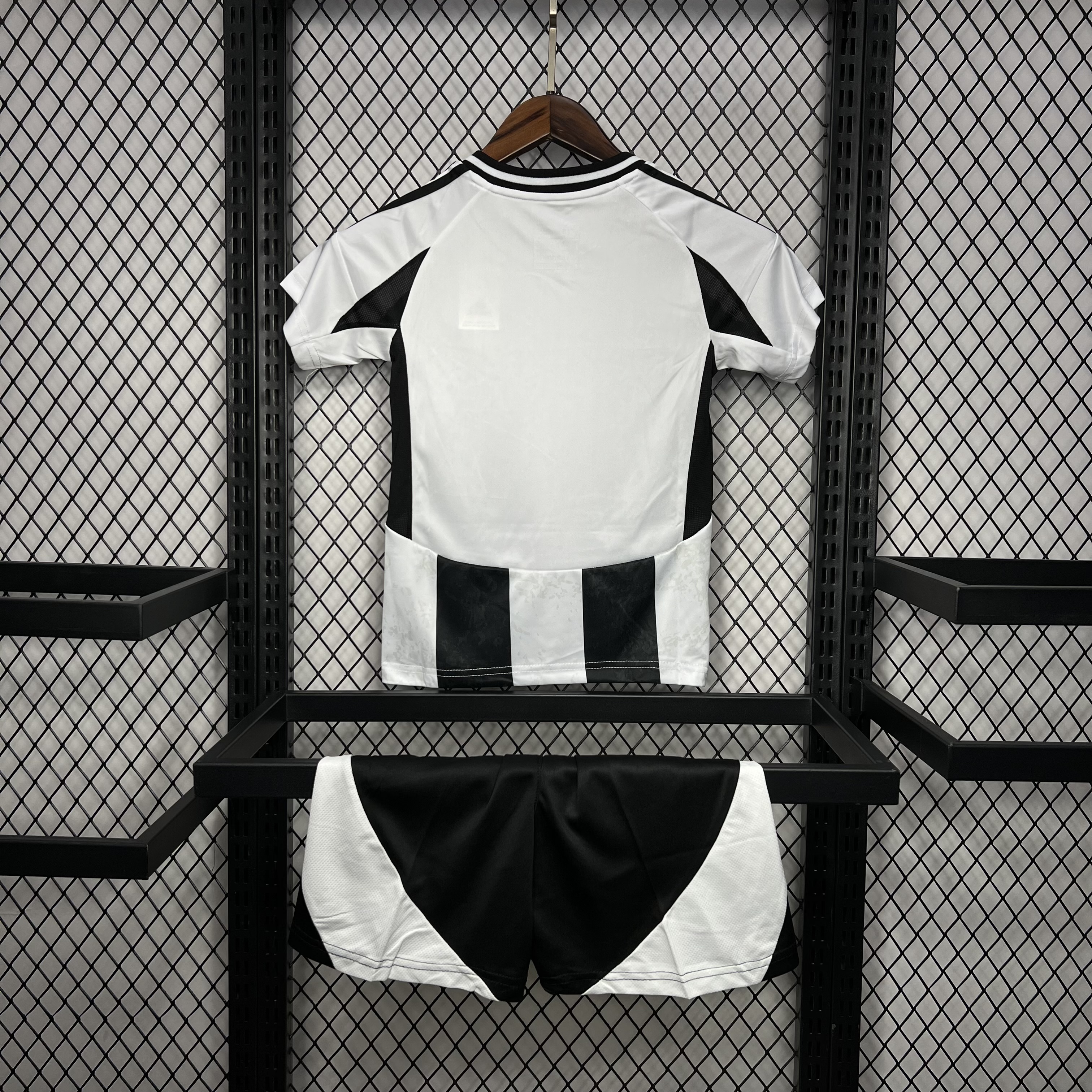24-25 Juventus Home kids kit /24-25尤文图斯主场童装
