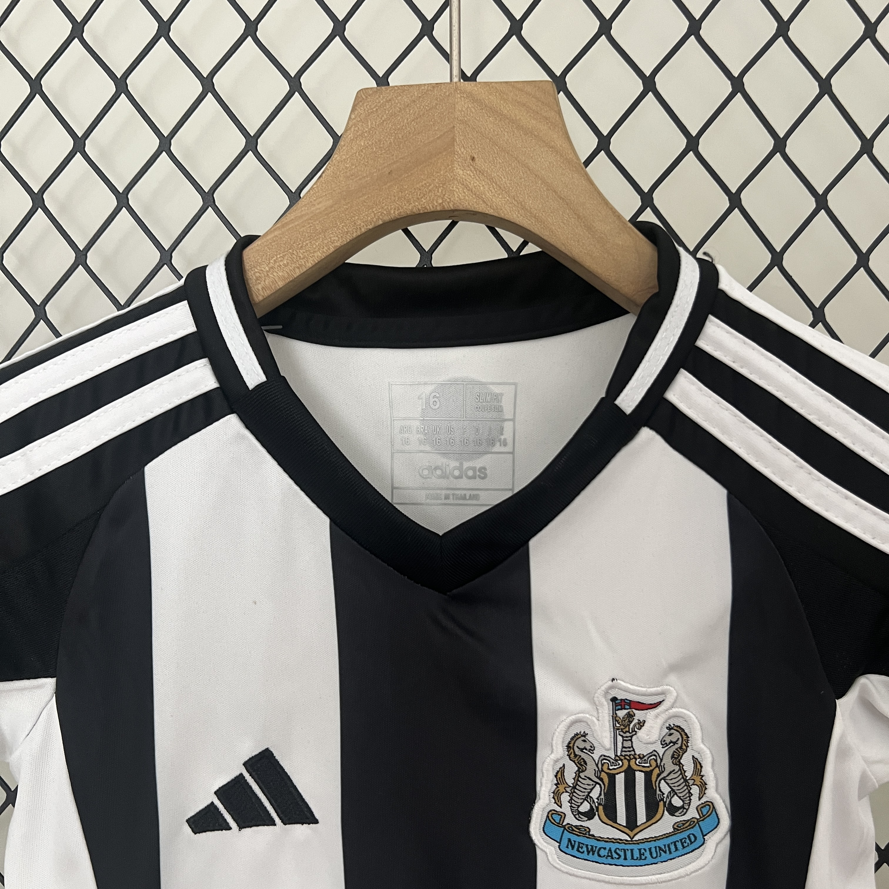24-25 Newcastle United Home Kids Kit/24-25纽卡斯尔联主场童装