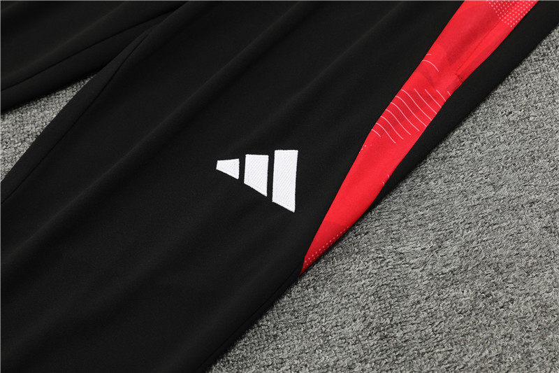 24-25 Bayern Munich Training Suit/24-25拜仁半拉训练服
