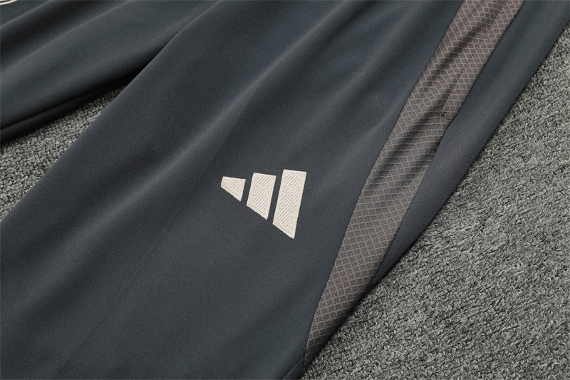 24-25 Real Madrid Training Suit/ 24-25皇马半拉训练服