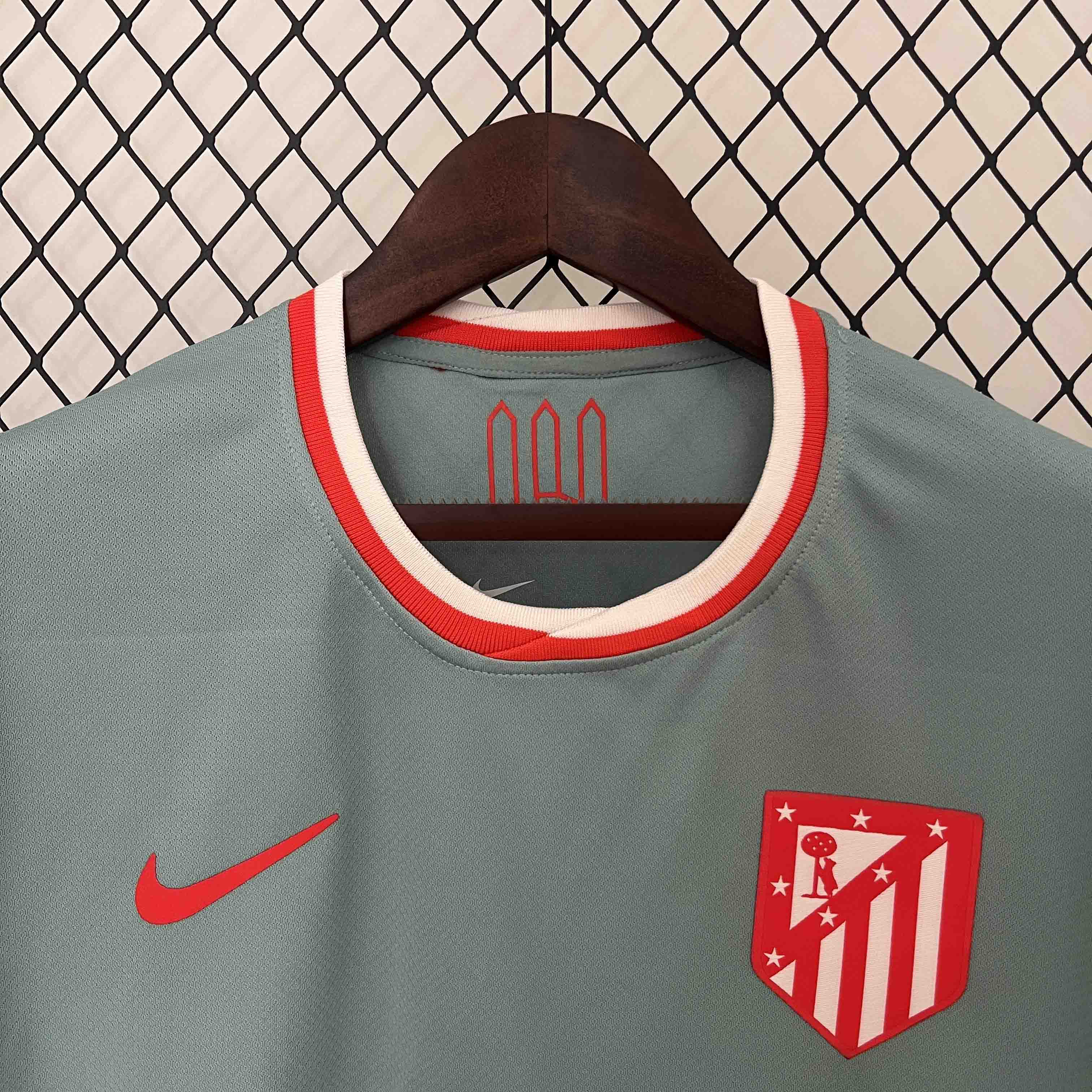 24-25 Atletico Madrid Away Fans Jersey/ 24-25马竞客场球迷版