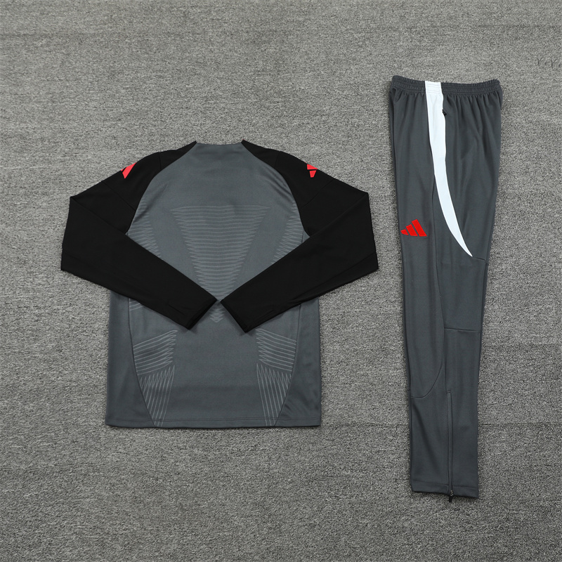 24-25 Manchester United Grey Player Version Training Suit/24-25曼联半拉训练服,球员版