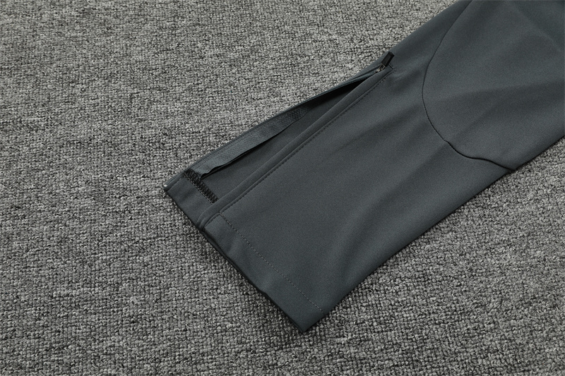24-25 Manchester United Grey Player Version Training Suit/24-25曼联半拉训练服,球员版