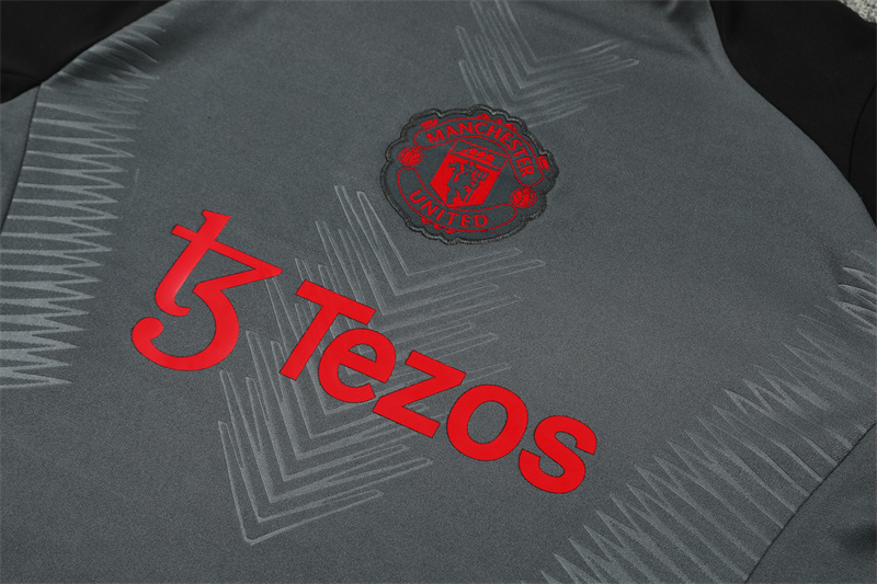 24-25 Manchester United Grey Player Version Training Suit/24-25曼联半拉训练服,球员版
