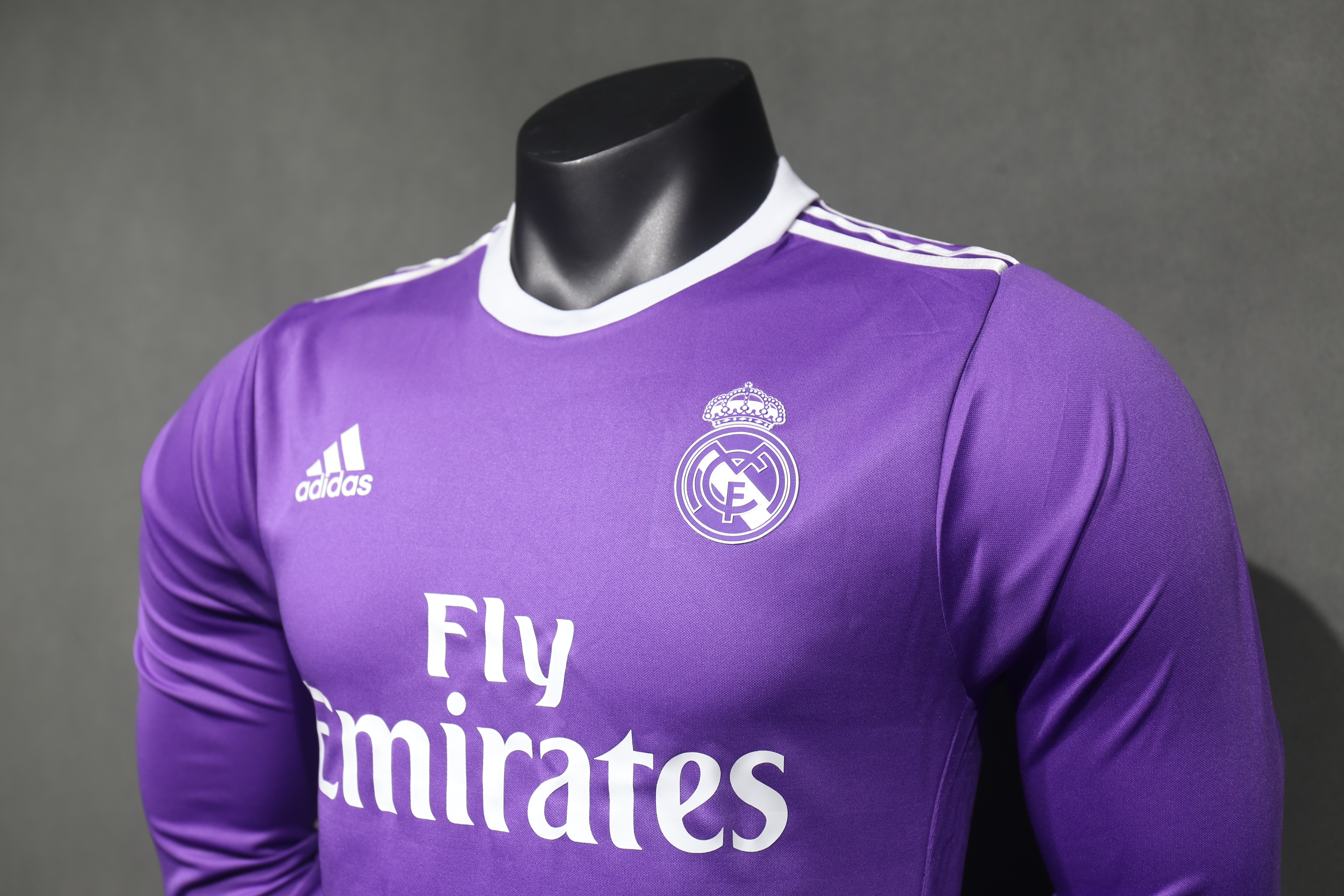 16-17 Real Madrid Away Retro Player Long Sleeve Jersey/16-17皇马客场球员版长袖