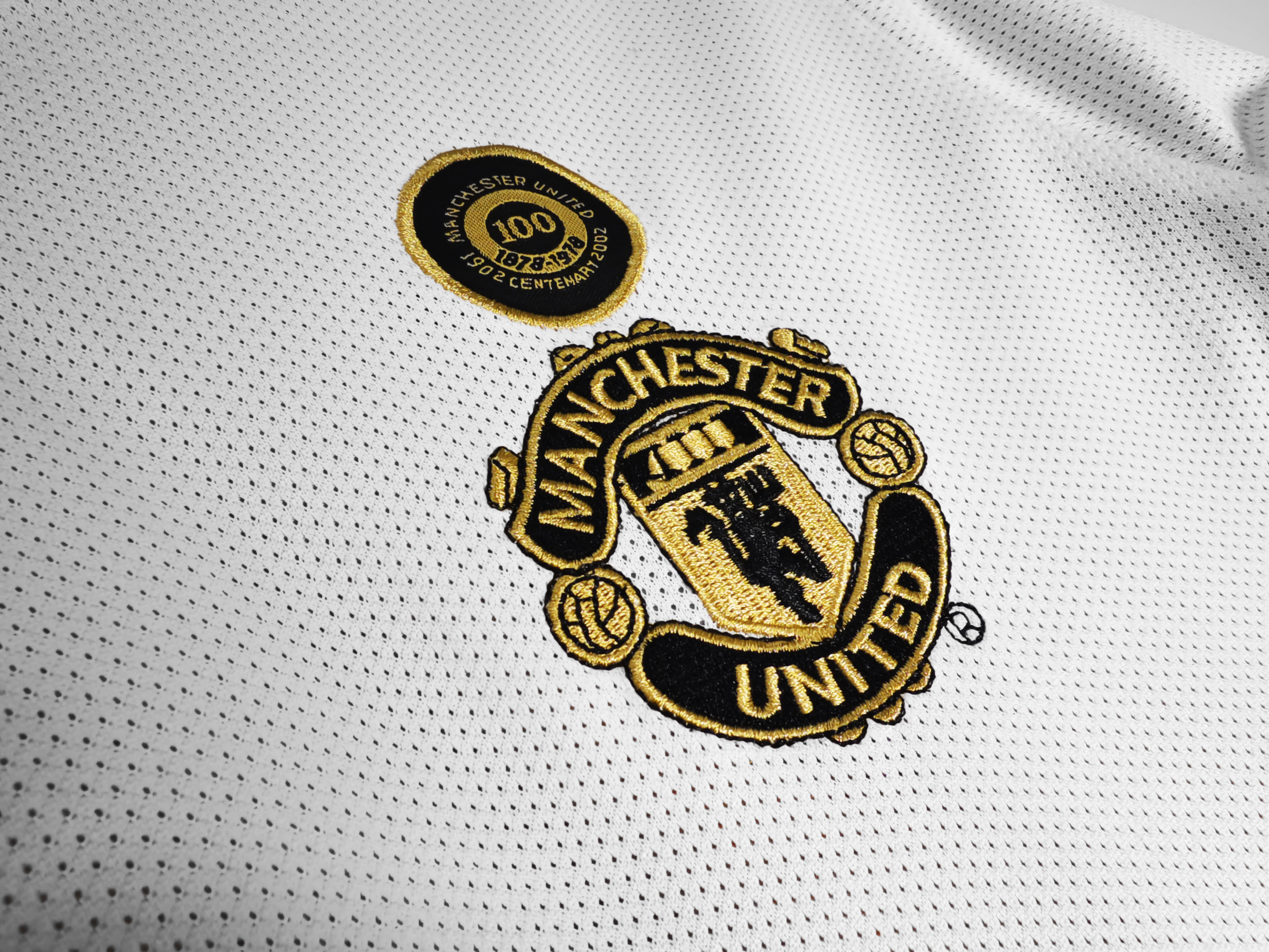 01-02 Manchester United Reversible Centenary Edition Jersey/01-02 曼联百周年双面长袖复古