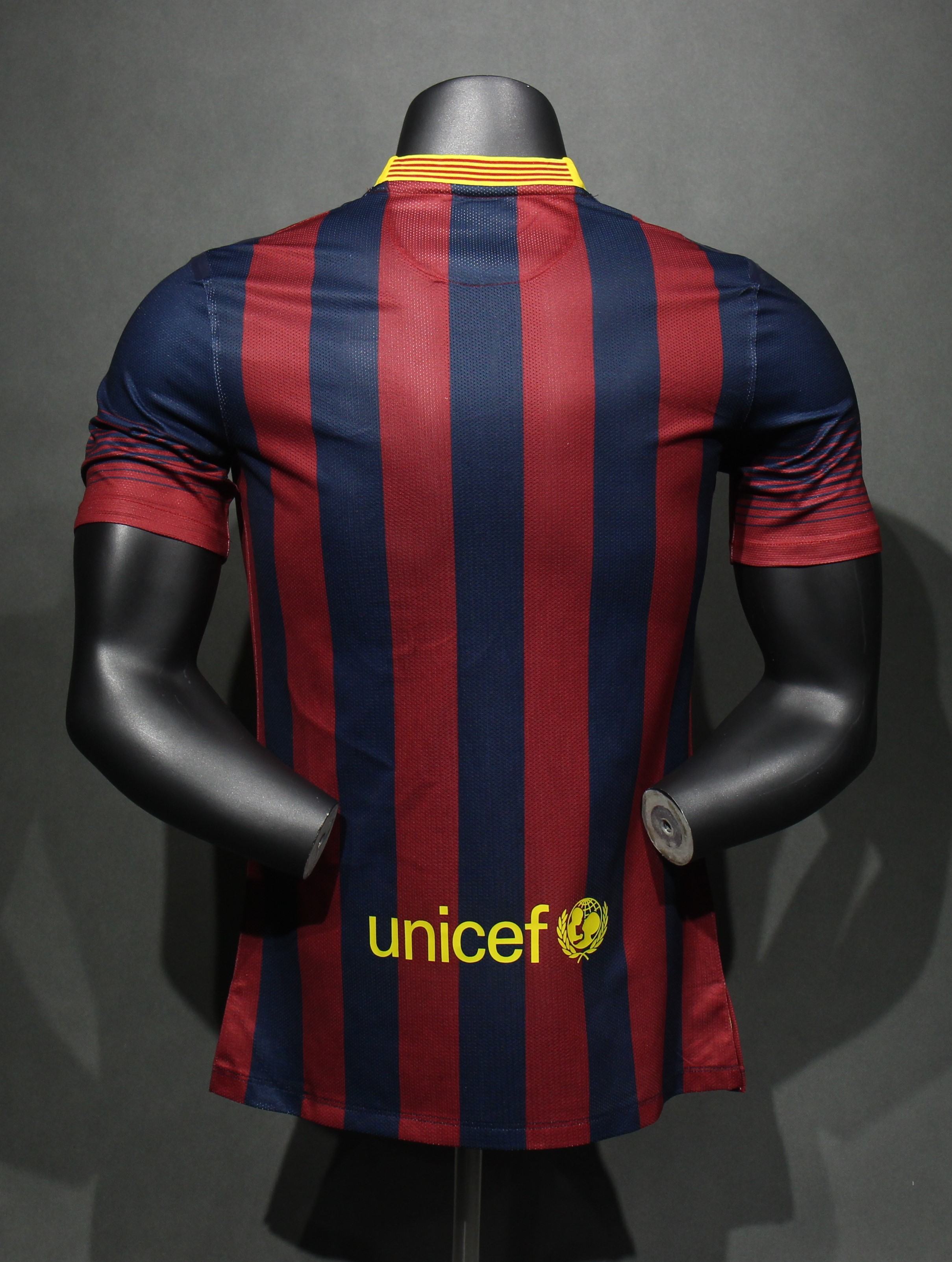 13-14 Barcelona Home Player Retro Jersey/13-14巴萨主场球员