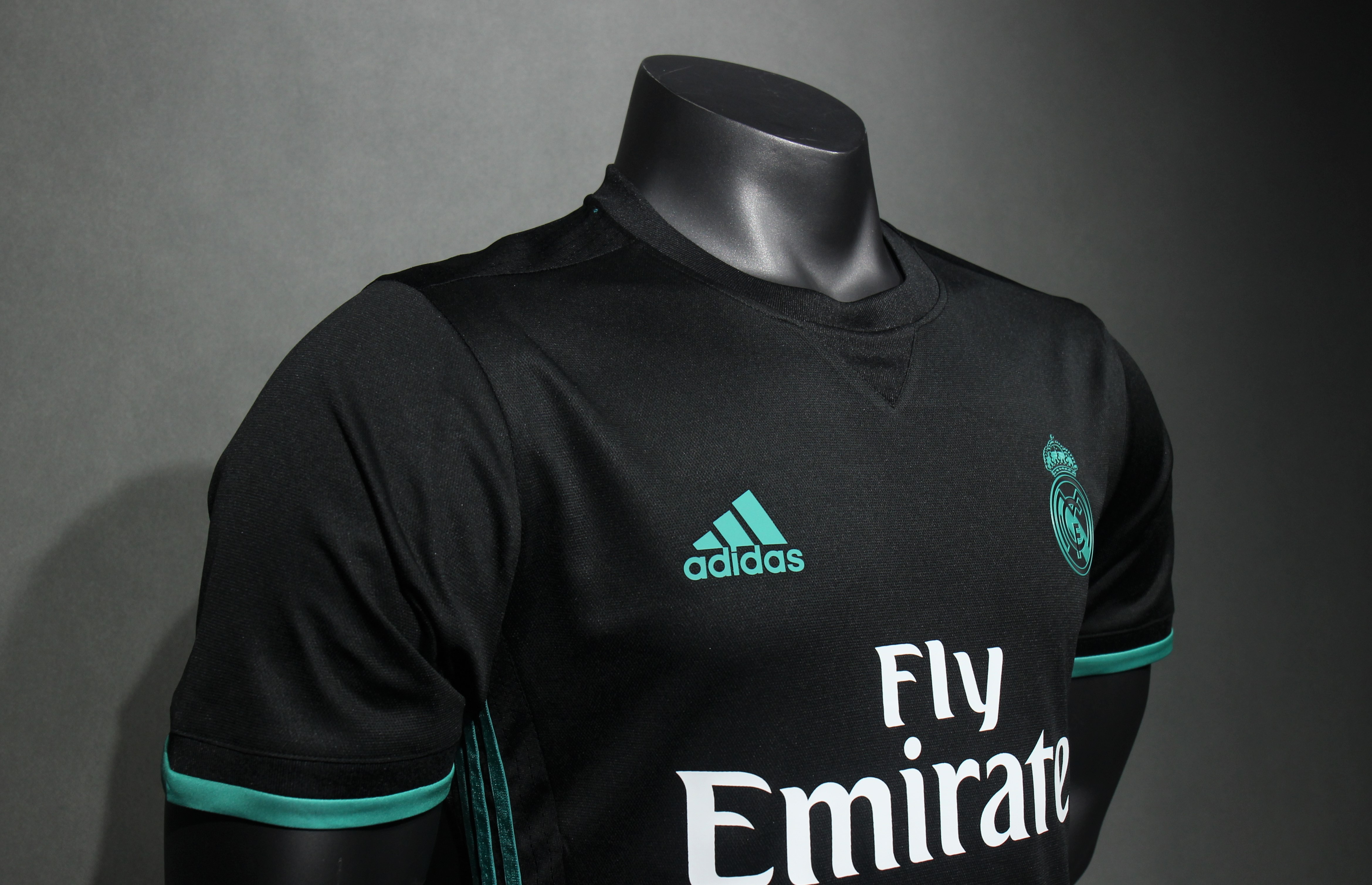 17-18 Real Madrid Away Player Retro Jersey/ 17-18 皇马客场复古球员