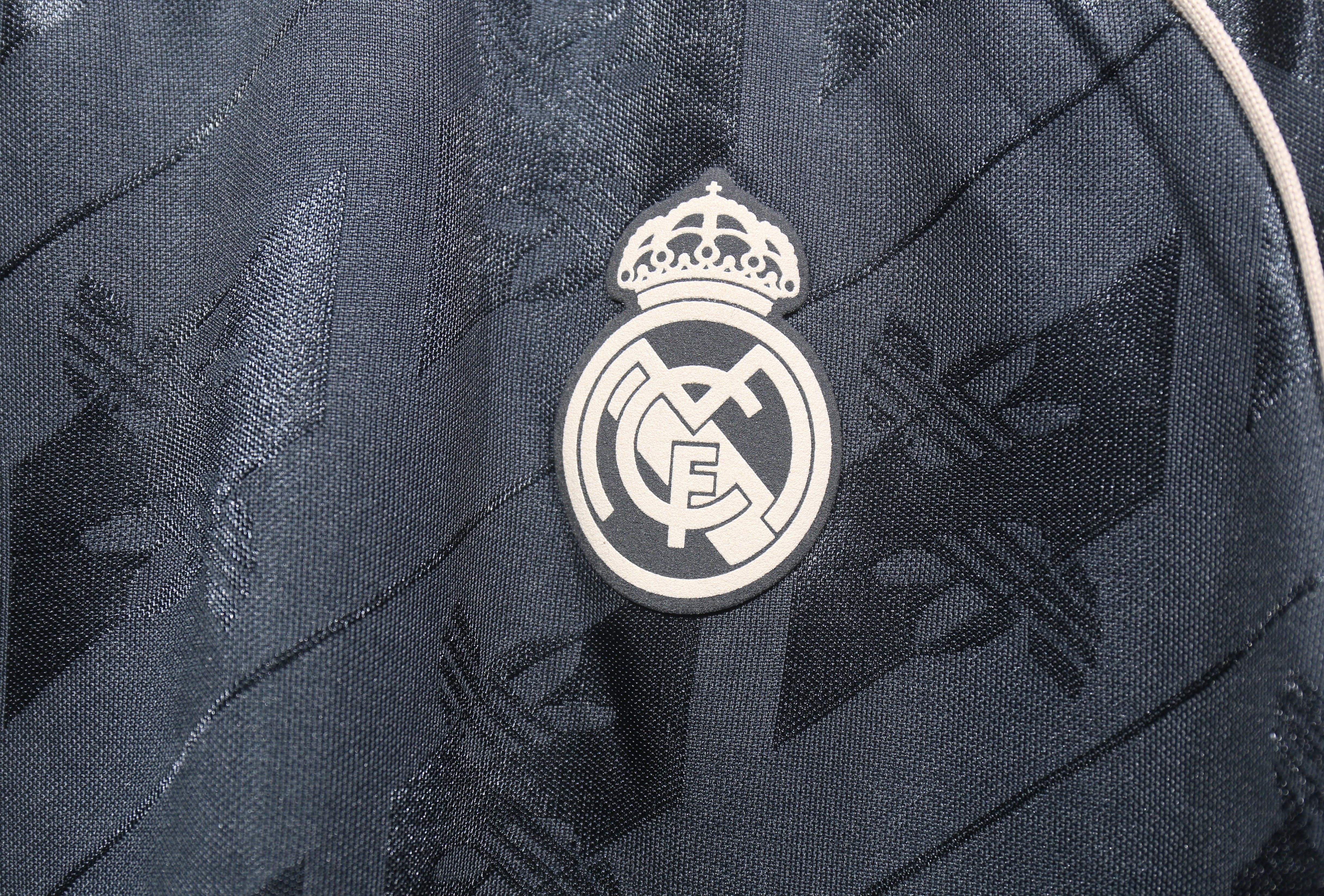 2024 Real Madrid Retro T Shirt / 2024 皇马复古T恤