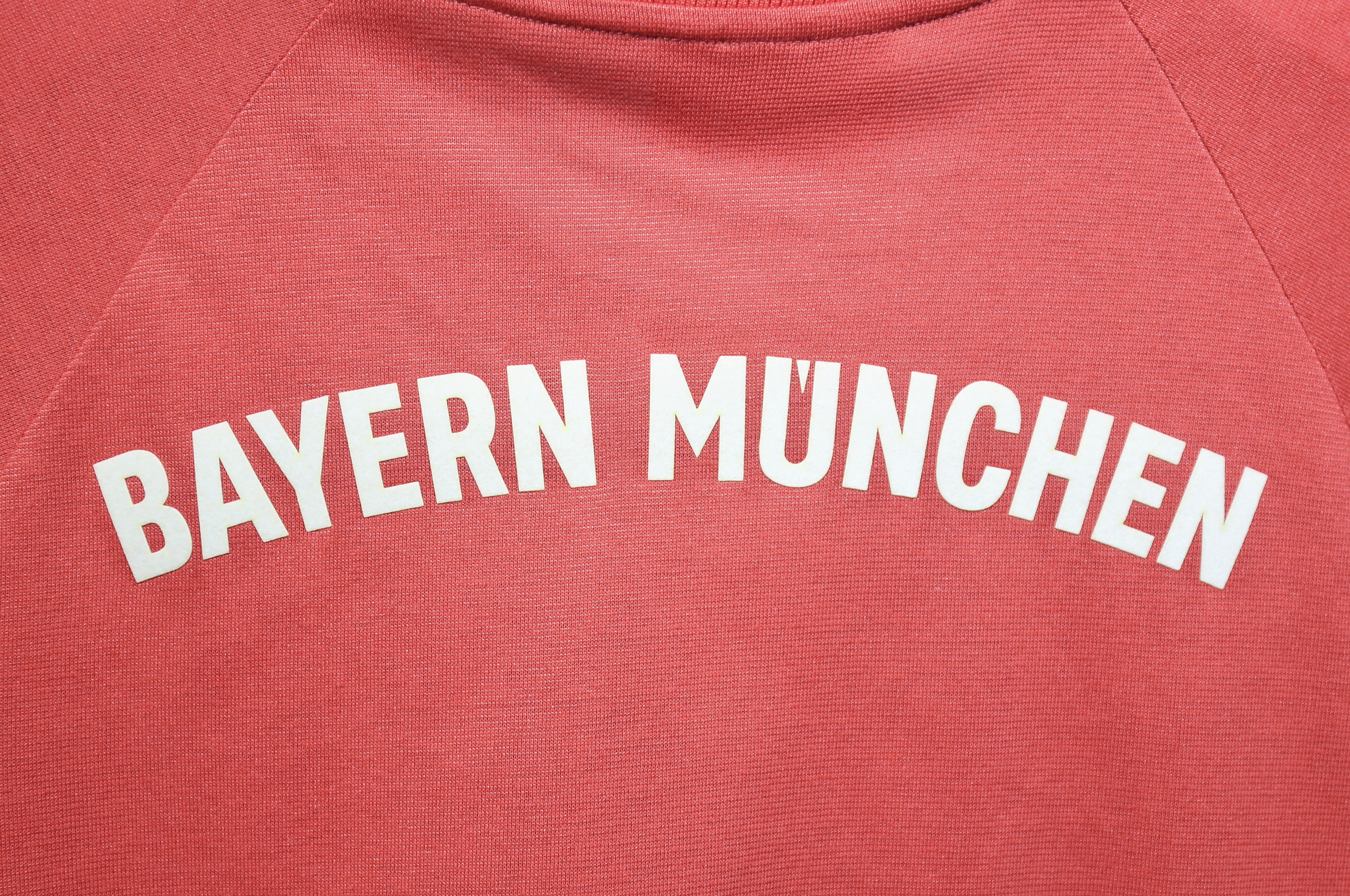 2024 Bayern Munich Retro T shirt / 2024 拜仁复古T恤