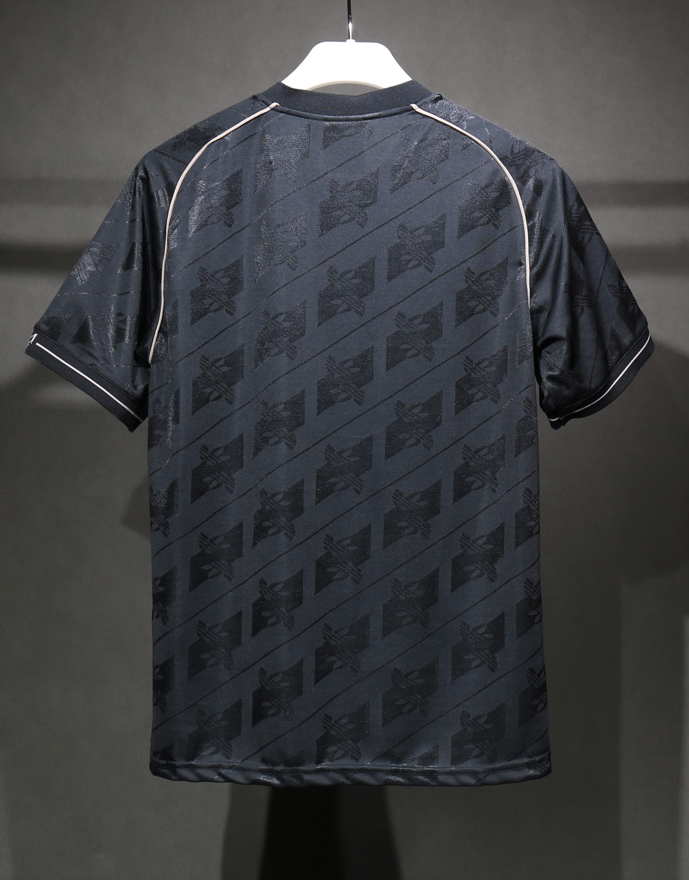 2024 Real Madrid Retro T Shirt / 2024 皇马复古T恤