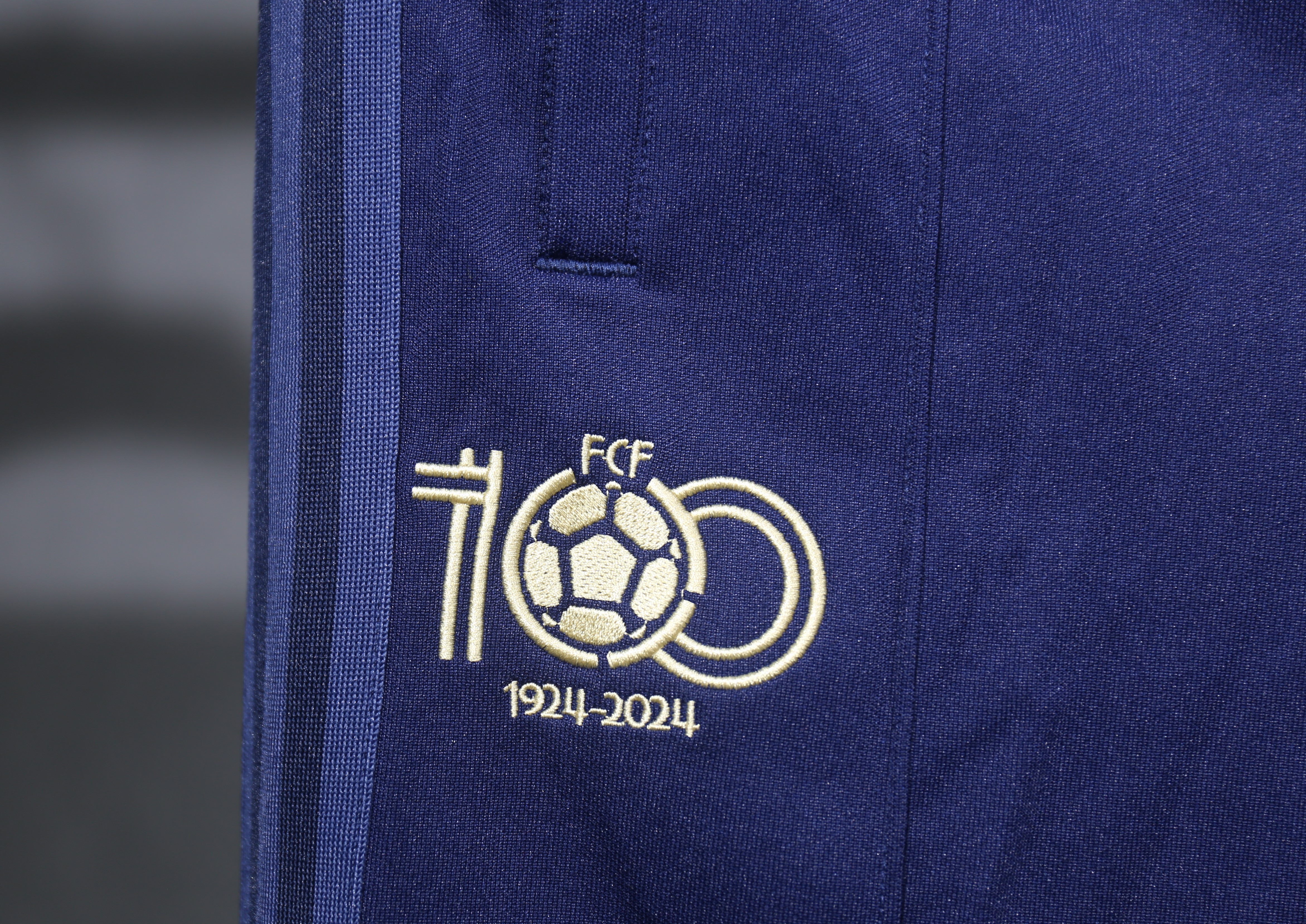 2024 Colombia Blue Retro Jacket Suit/ 2024 哥伦比亚蓝色复古夹克套装