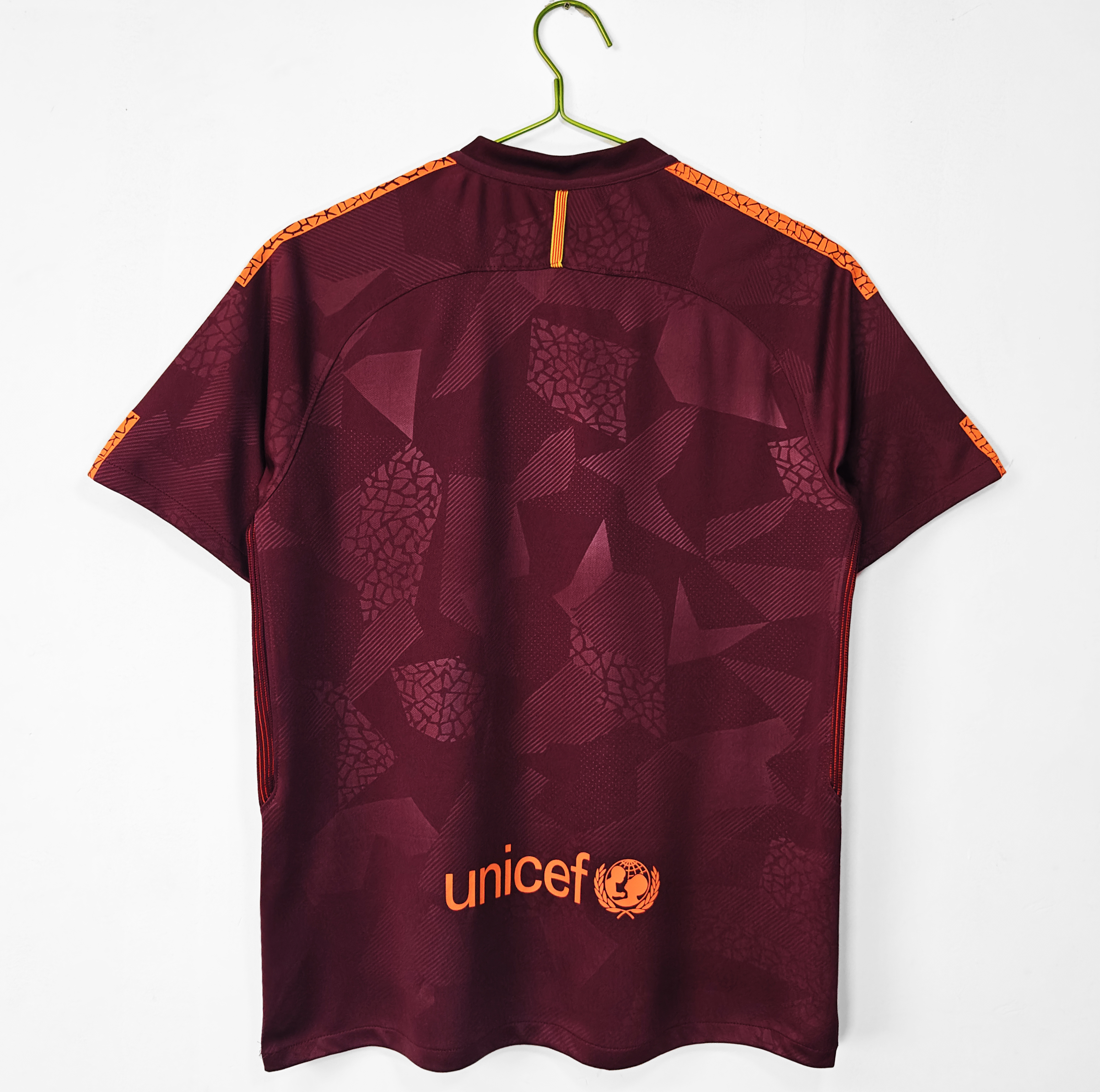 17-18 Barcelona Third Retro Jersey/17-18 巴萨第二客场
