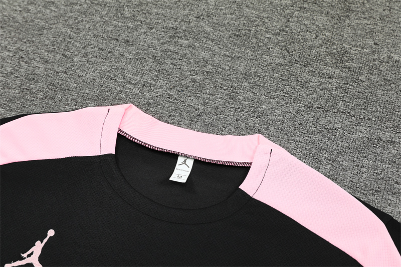 24-25 PSG Black Short Sleeve Training Suit/ 24-25PSG巴黎黑色短袖训练服