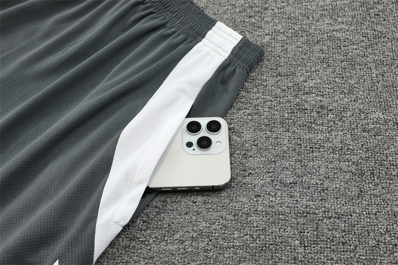 24-25 Manchester United Grey Short Sleeve Training Suit/ 24-25曼联短袖训练服
