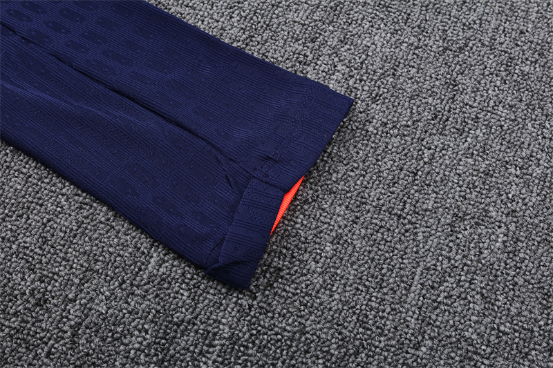 24-25 Barcelona Player Version Training Suit/24-25巴萨半拉训练服,球员版