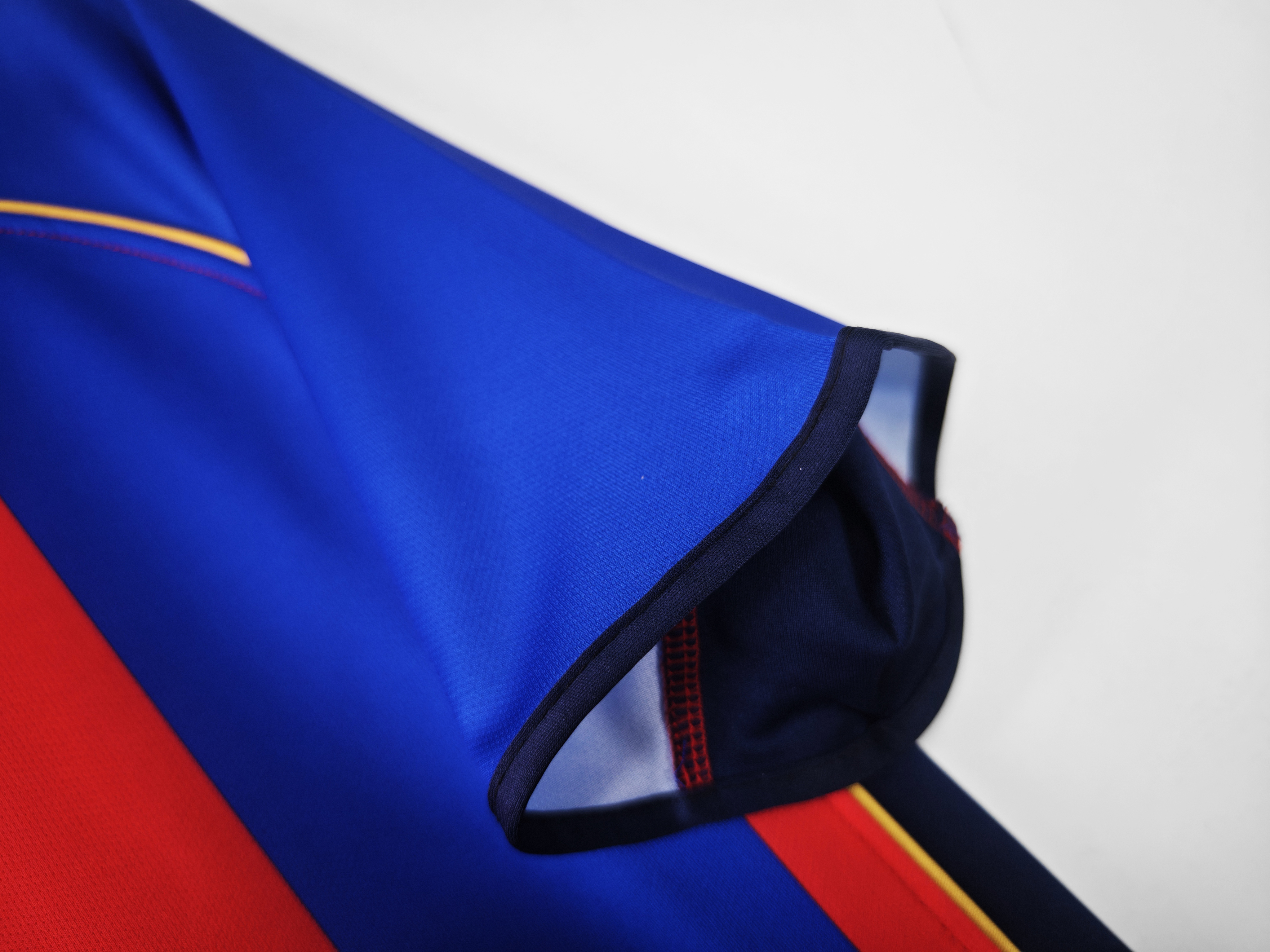 01-02 Barcelona Home Retro Jersey/01-02巴萨主场