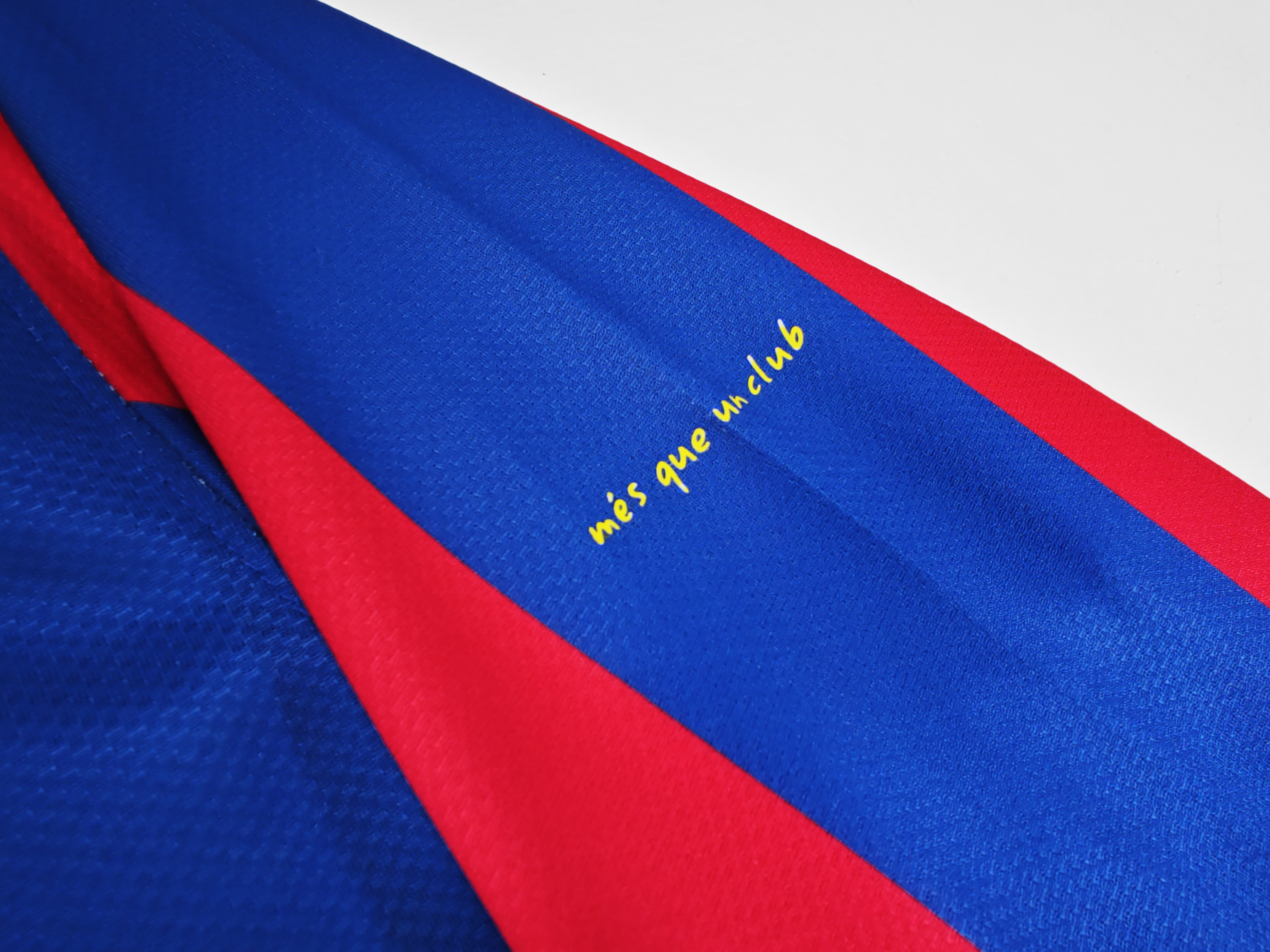 10-11 Barcelona Champions League Home Long Sleeve Retro Jersey/10-11巴萨主场长袖,欧冠版