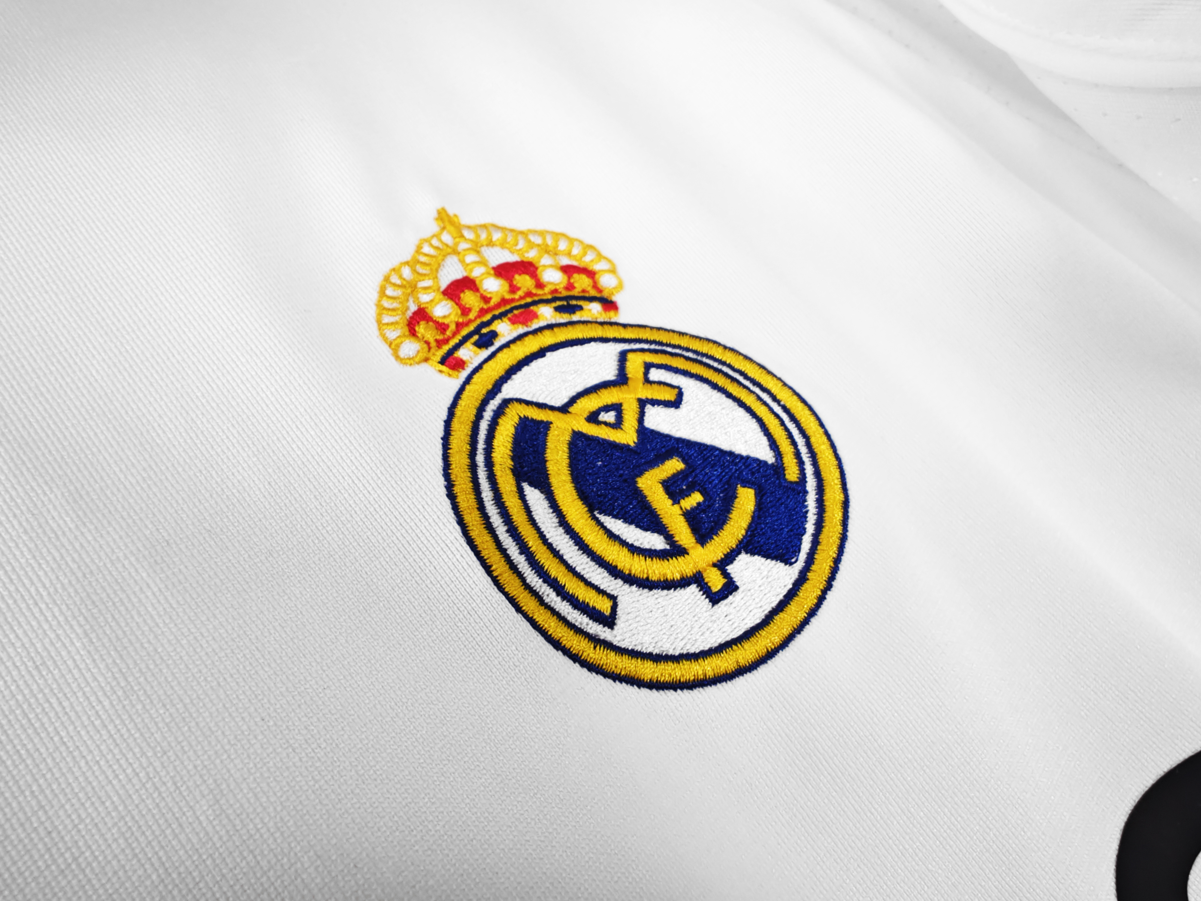 05-06 Real Madrid Home Retro Jersey/05-06皇马主场