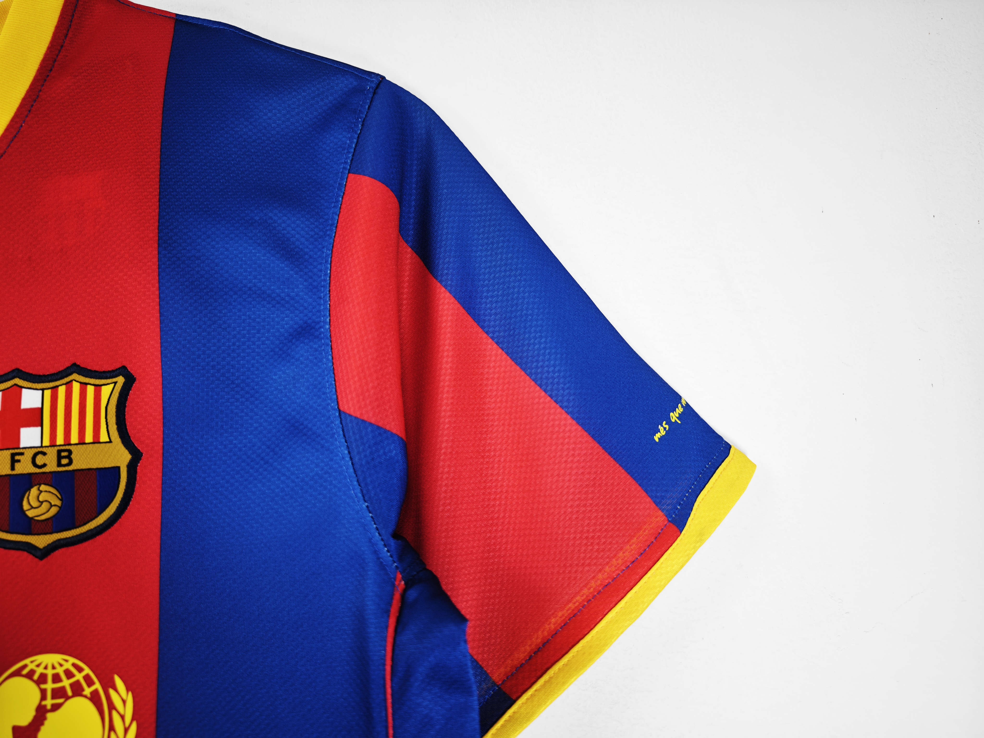 10-11 Barcelona Home Champions League Retro Jersey/10-11巴萨主场,欧冠版