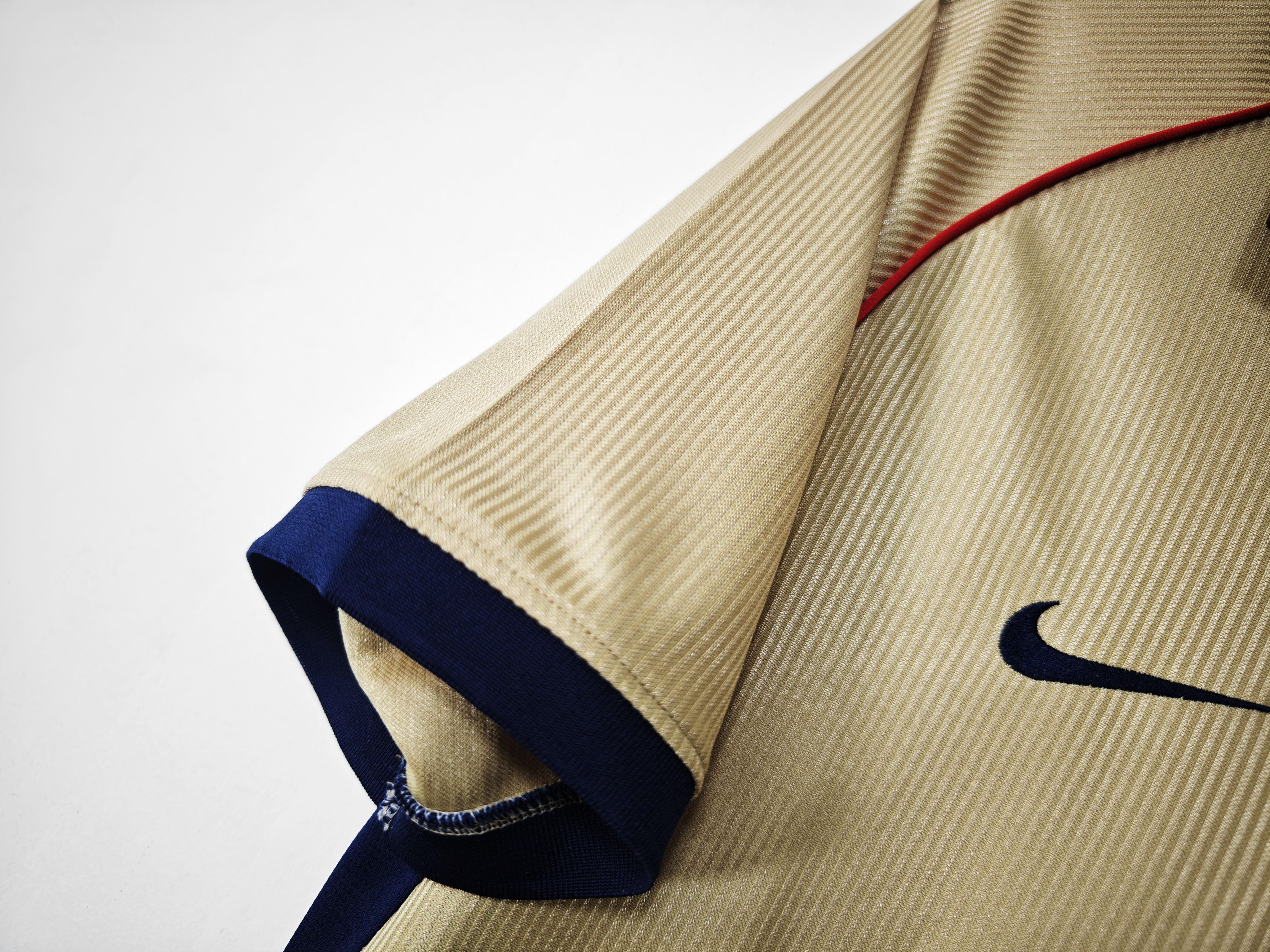 01-02 Arsenal Away Retro Jersey/01-02阿森纳客场