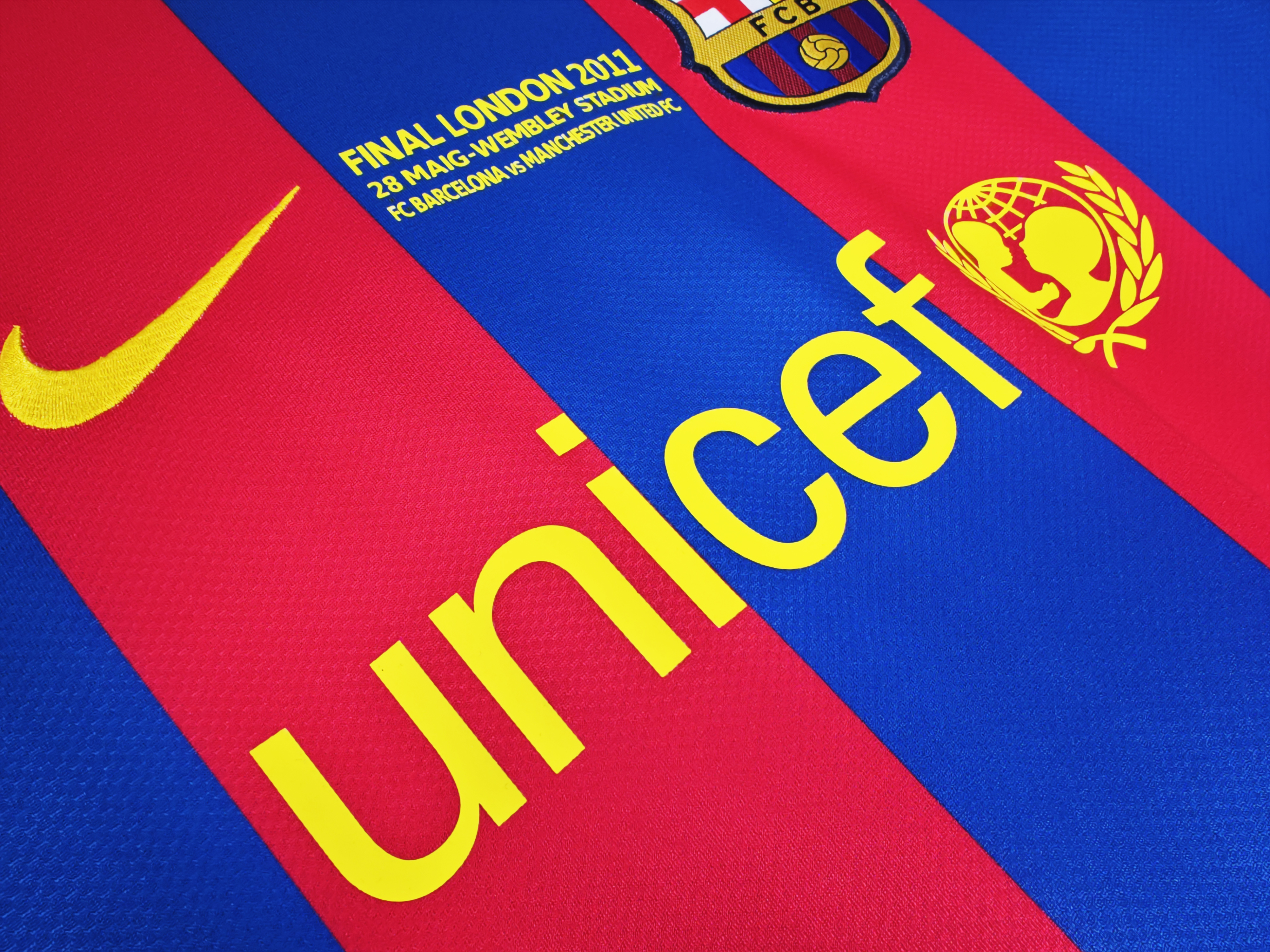 10-11 Barcelona Home Champions League Retro Jersey/10-11巴萨主场,欧冠版