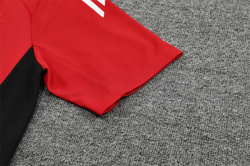 24-25 Manchester United Red Short Sleeve Training Suit/ 24-25 曼联红色短袖训练服