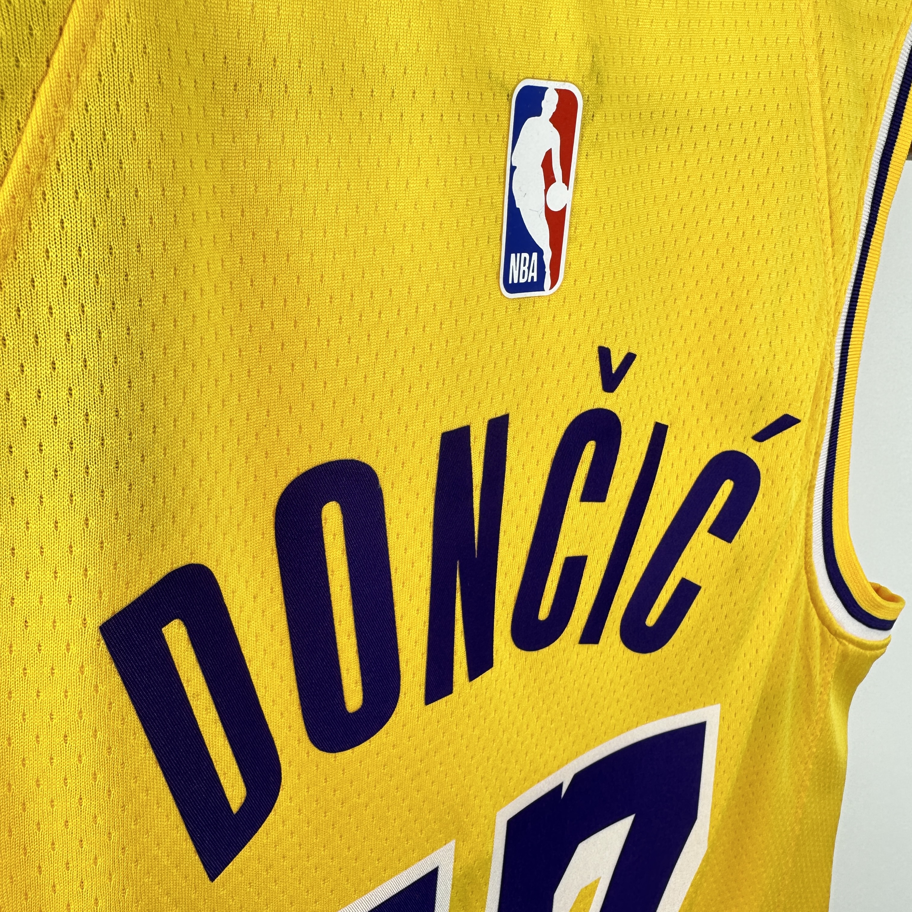 2023 Lakers Yellow 77#Dončić Hot Pressed Jersey