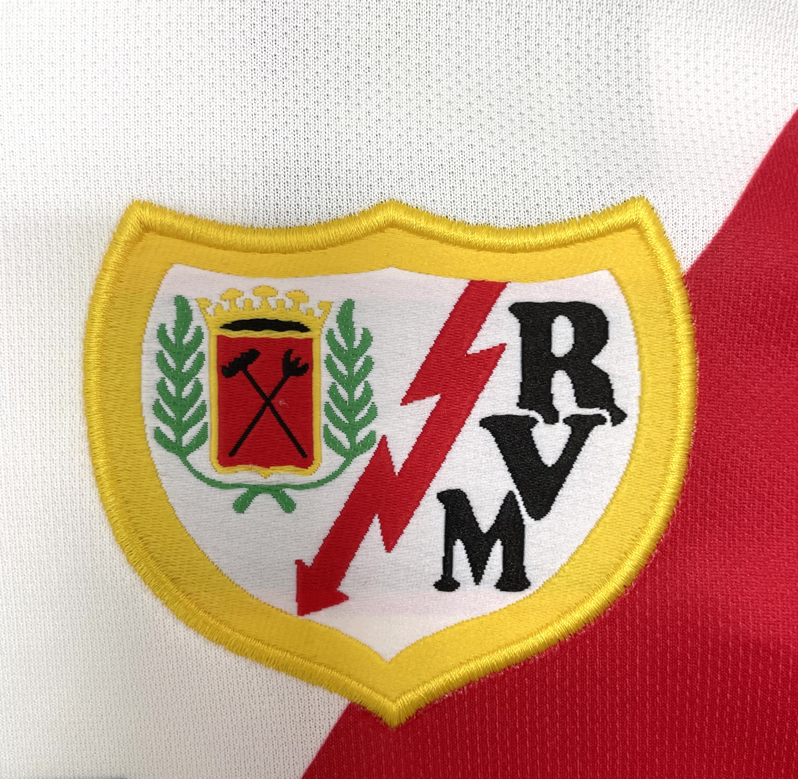 01-02 Rayo Vallecano Home Retro Jersey/01-02巴列卡诺主场