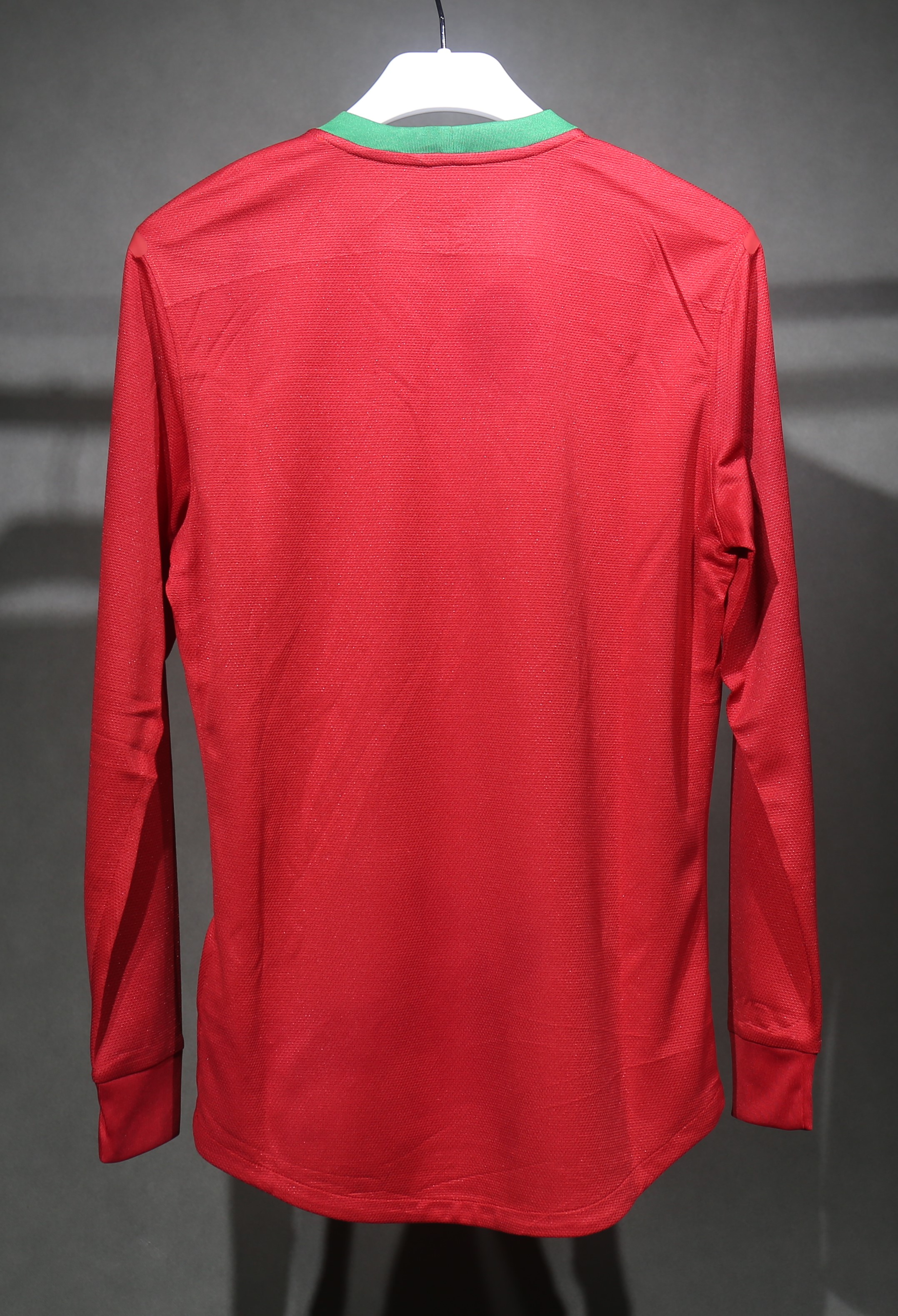 2012 Portugal Home Long Sleeve Player Retro Jersey/2012葡萄牙主场长袖球员