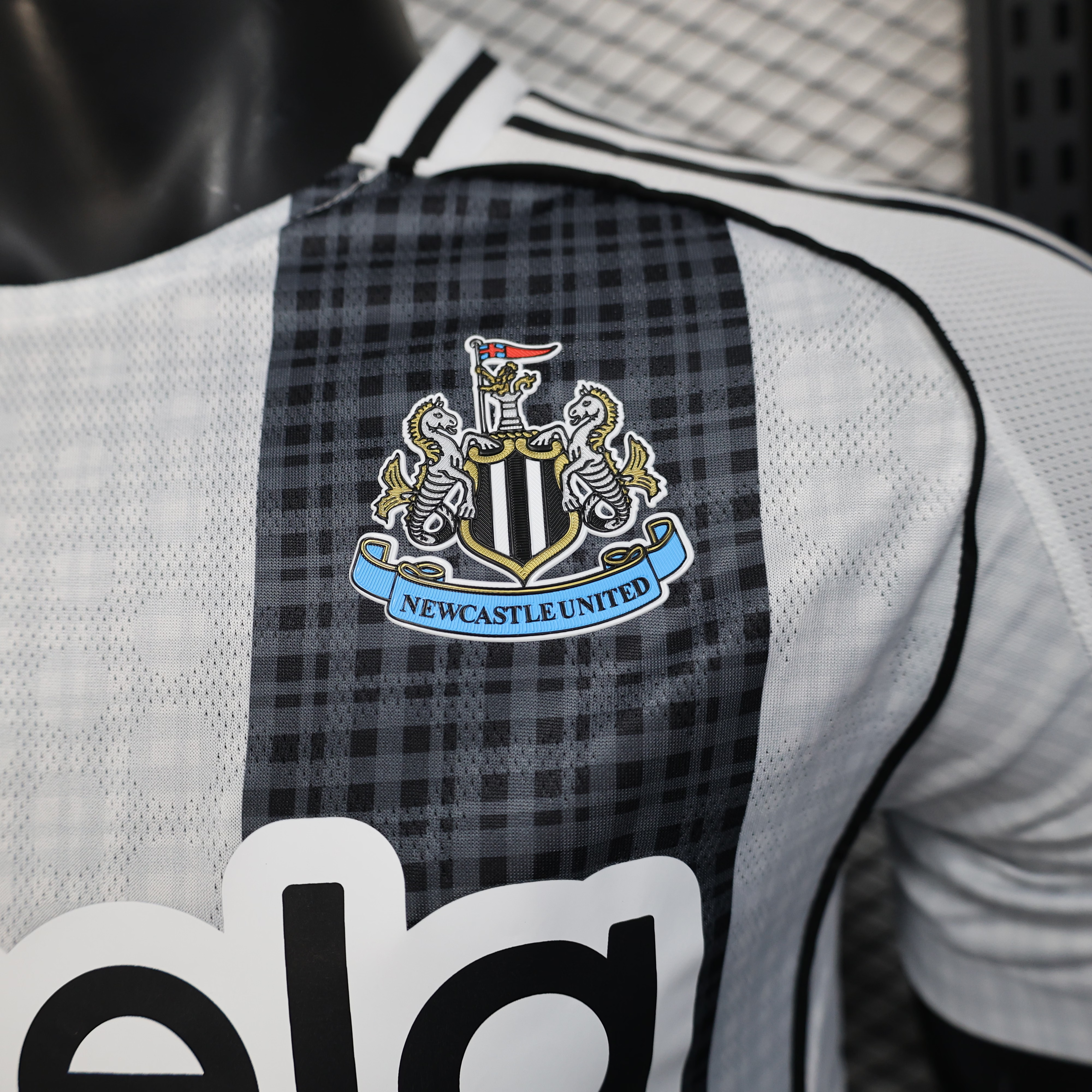 25-26 Newcastle United Home Player Jersey/25-26纽卡斯尔联主场球员版