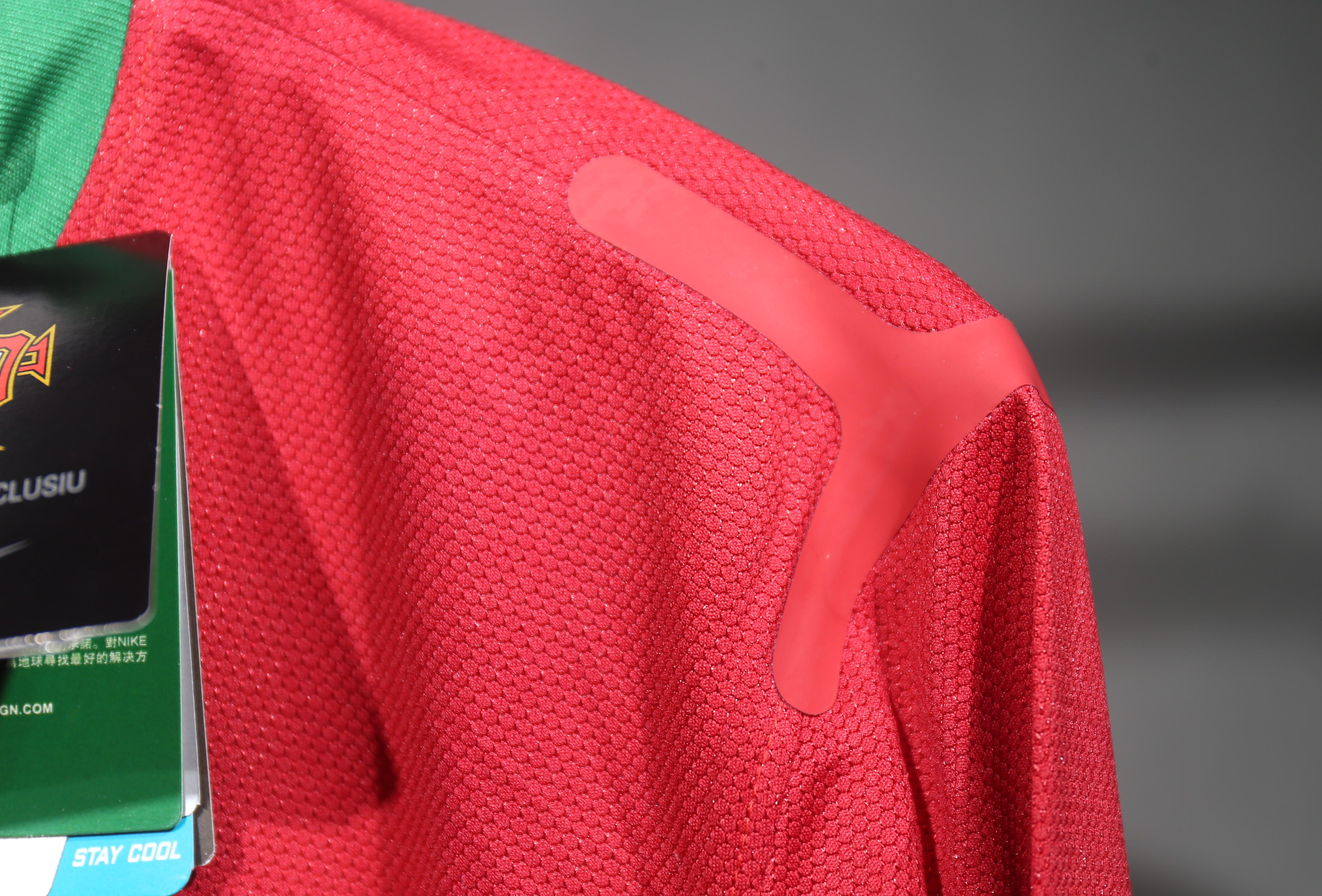 2012 Portugal Home Long Sleeve Player Retro Jersey/2012葡萄牙主场长袖球员