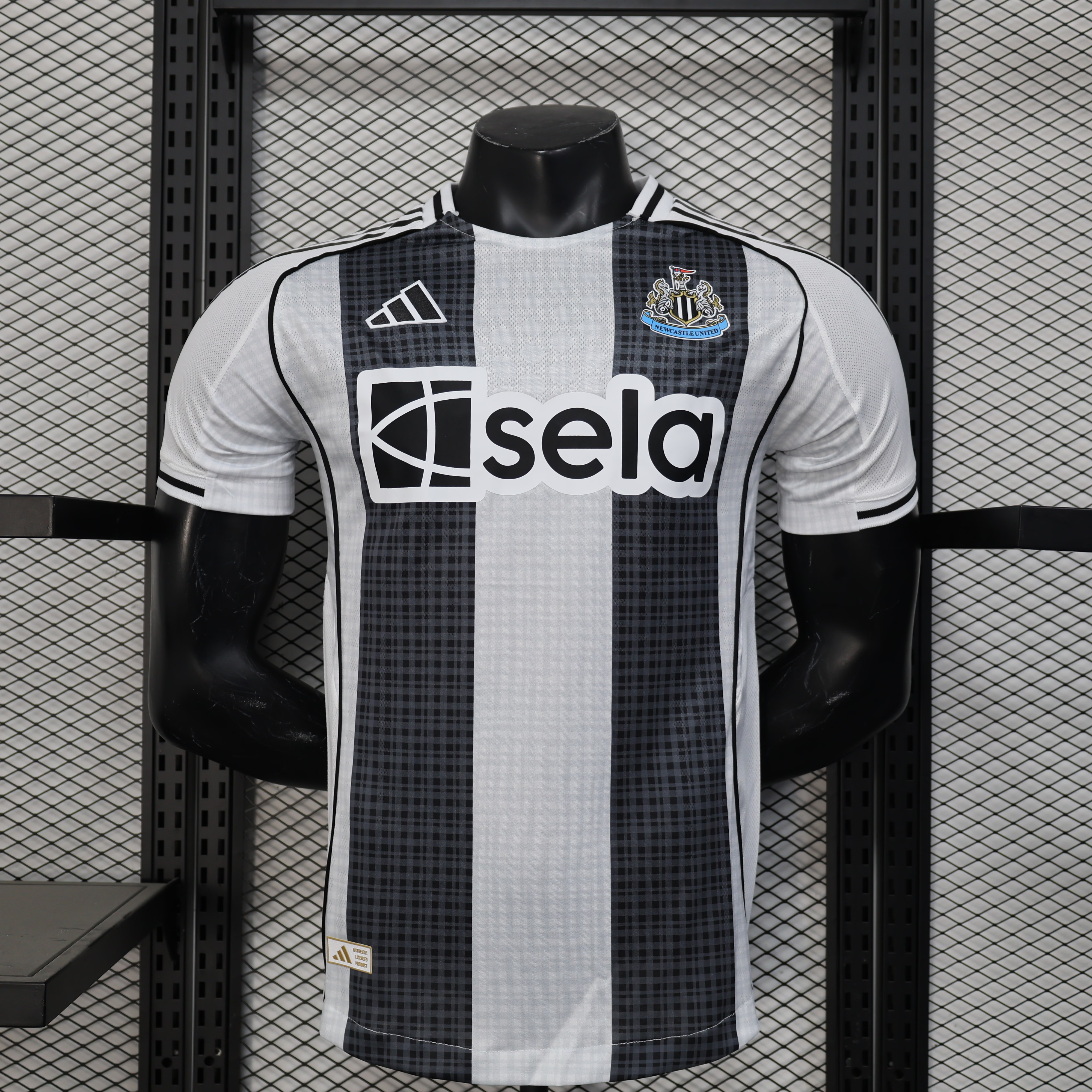 25-26 Newcastle United Home Player Jersey/25-26纽卡斯尔联主场球员版