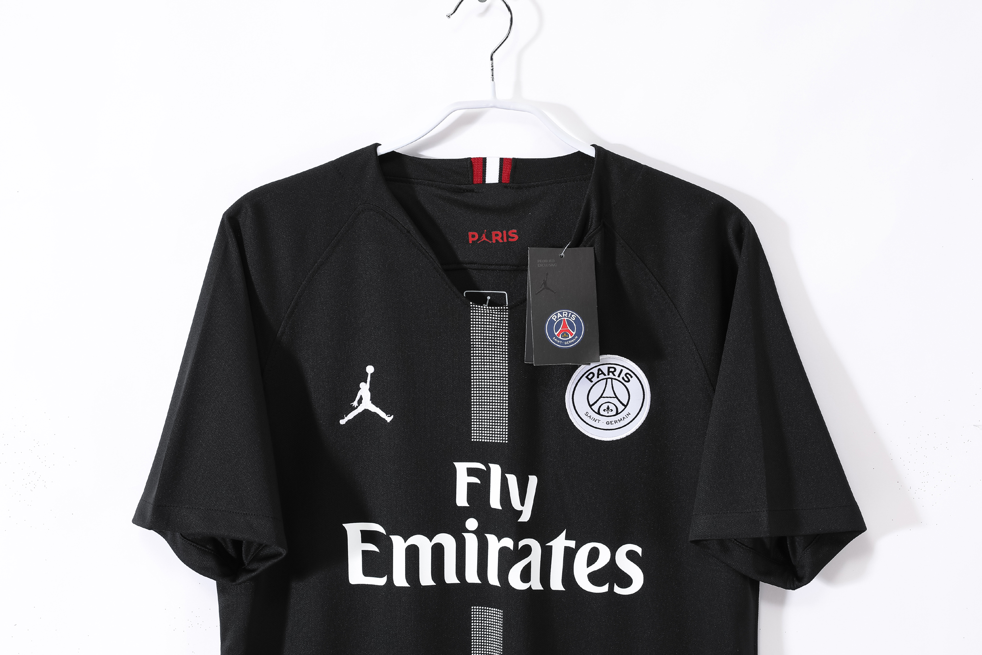 18-19 PSG Black Retro Jersey/18-19PSG巴黎黑色复古