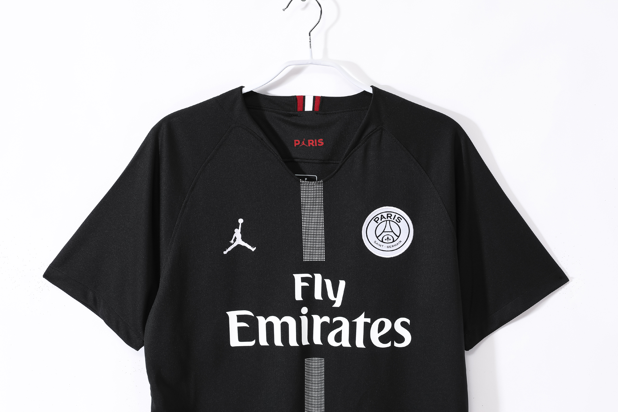 18-19 PSG Black Retro Jersey/18-19PSG巴黎黑色复古
