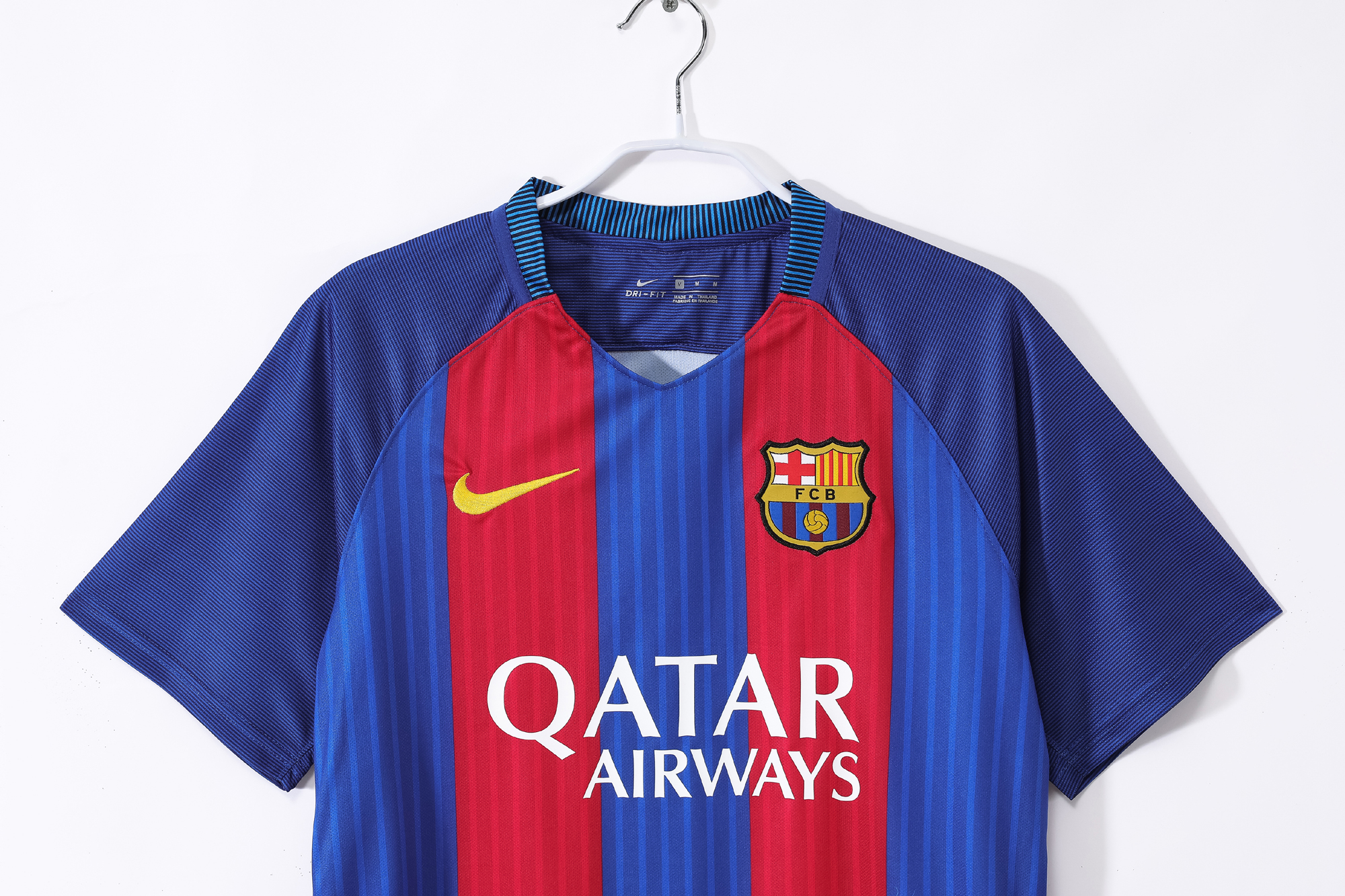 16-17 Barcelona Home Retro Jersey/16-17巴萨主场